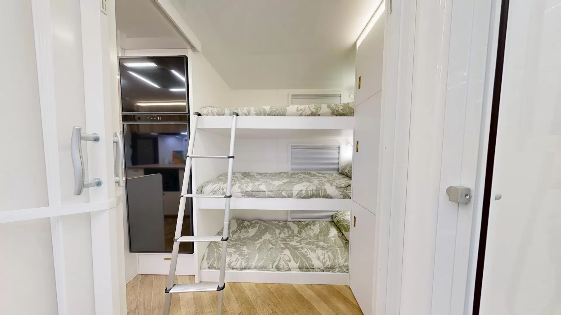 NEW 2026 ATLAS CARAVANS RVX