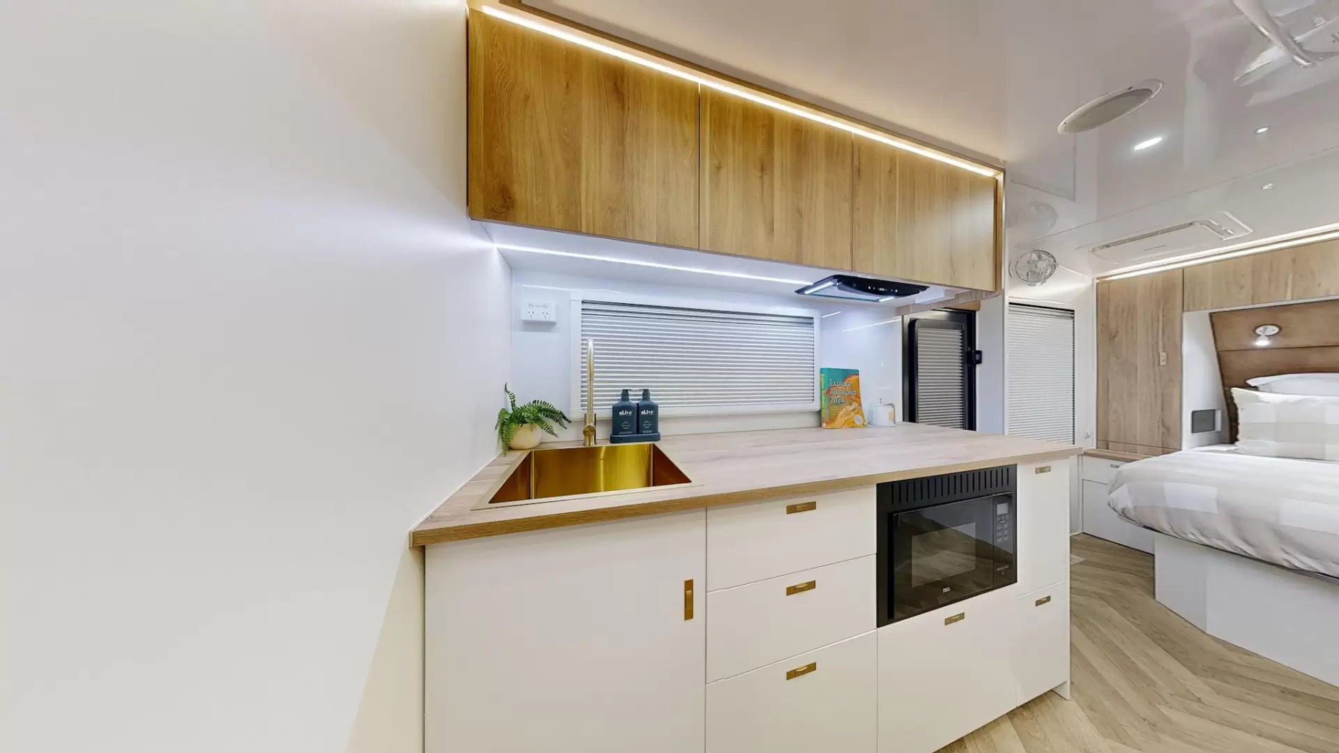 NEW 2026 ATLAS CARAVANS RVX