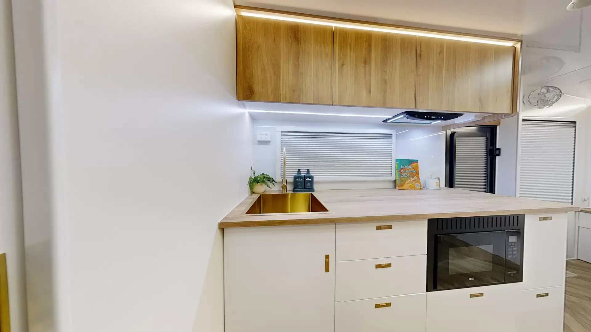 NEW 2026 ATLAS CARAVANS RVX