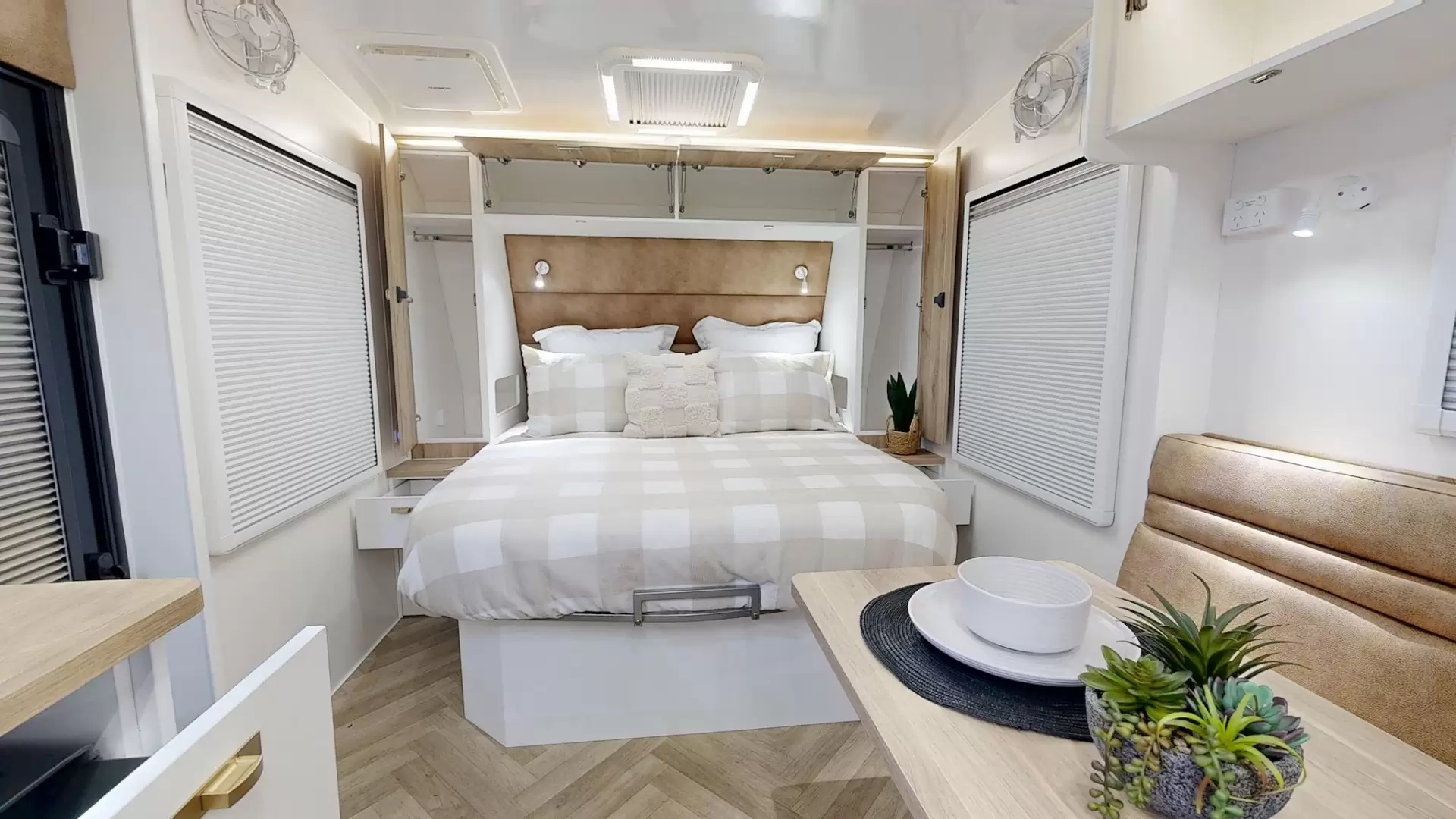 NEW 2026 ATLAS CARAVANS RVX