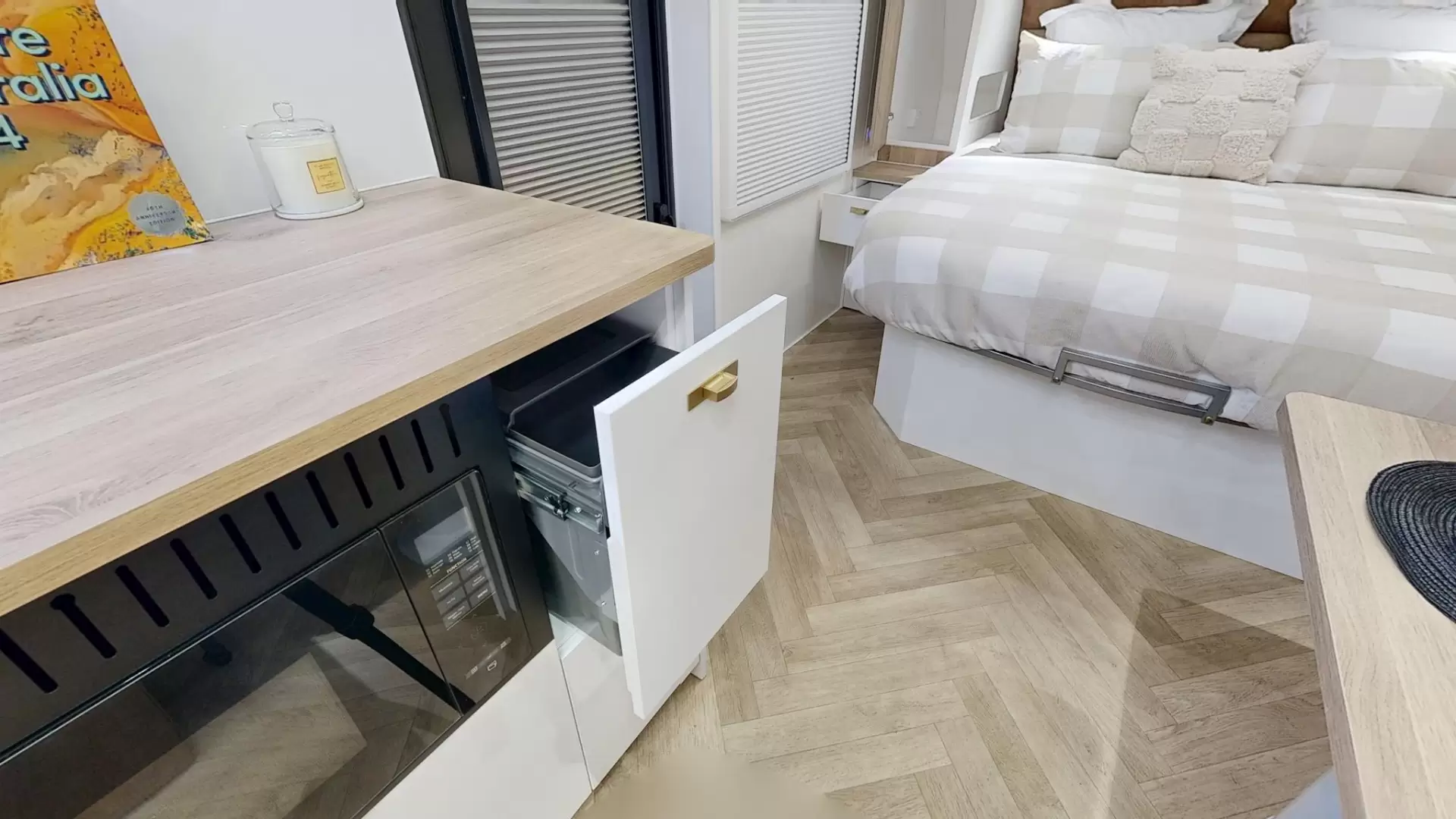 NEW 2026 ATLAS CARAVANS RVX