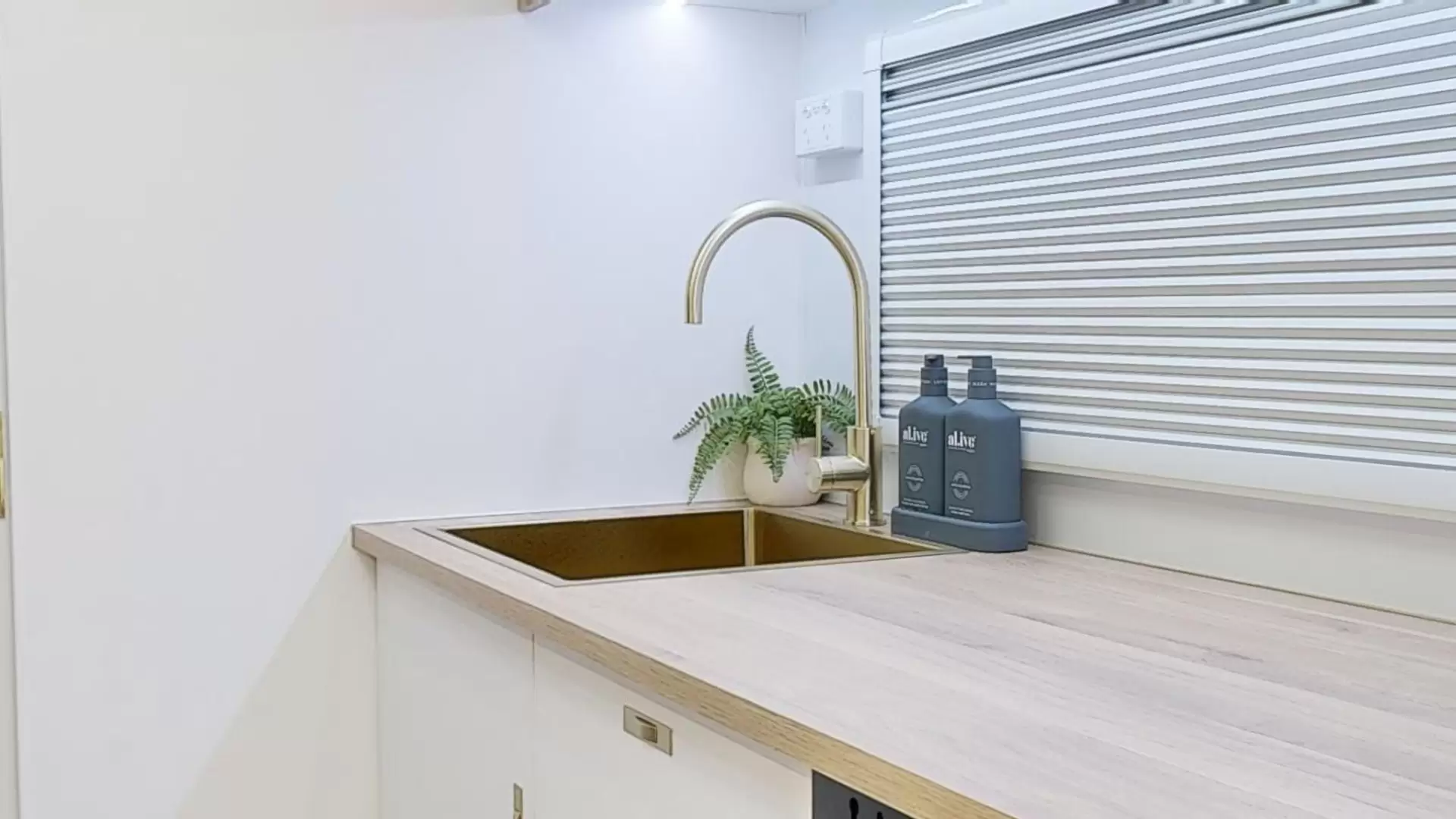 NEW 2026 ATLAS CARAVANS RVX