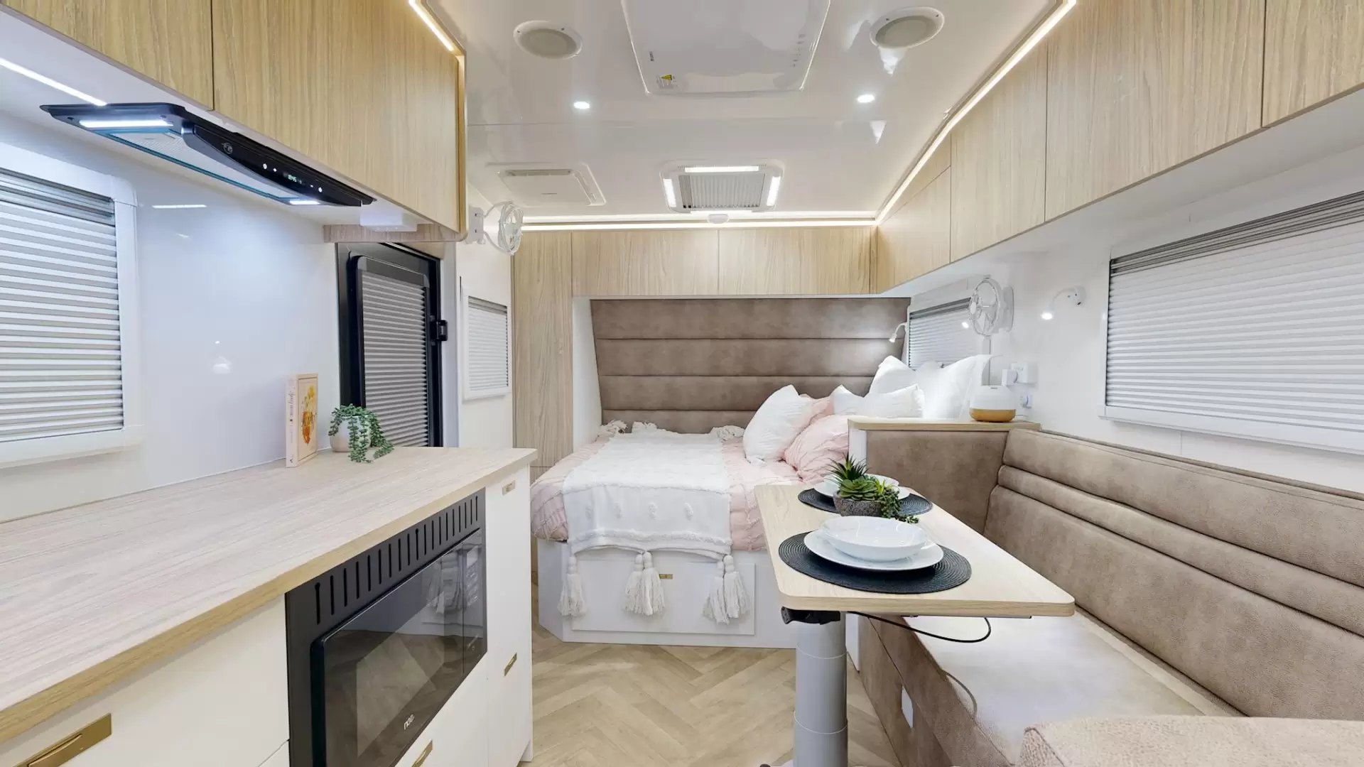 NEW 2026 ATLAS CARAVANS RVX
