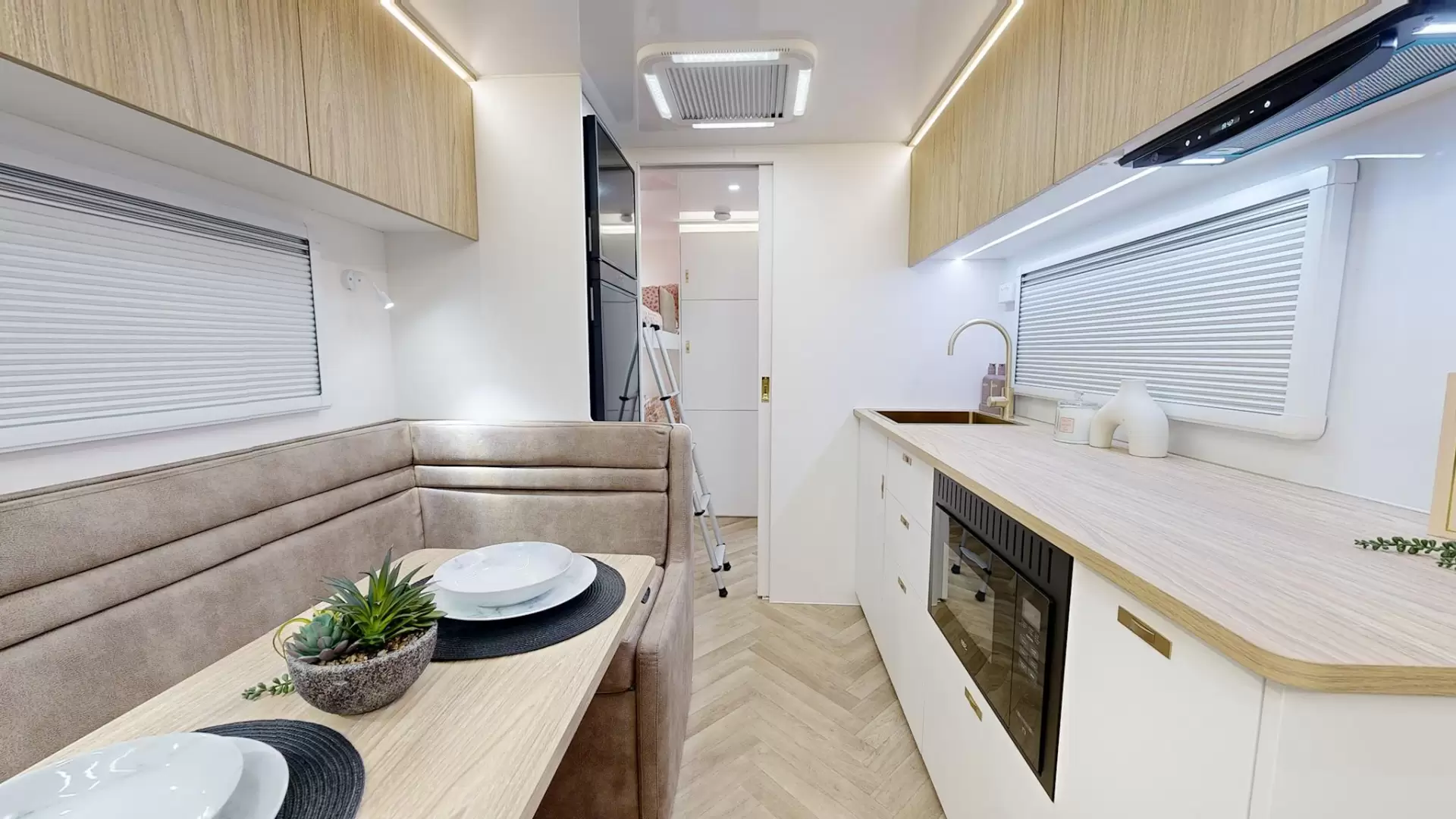 NEW 2026 ATLAS CARAVANS RVX