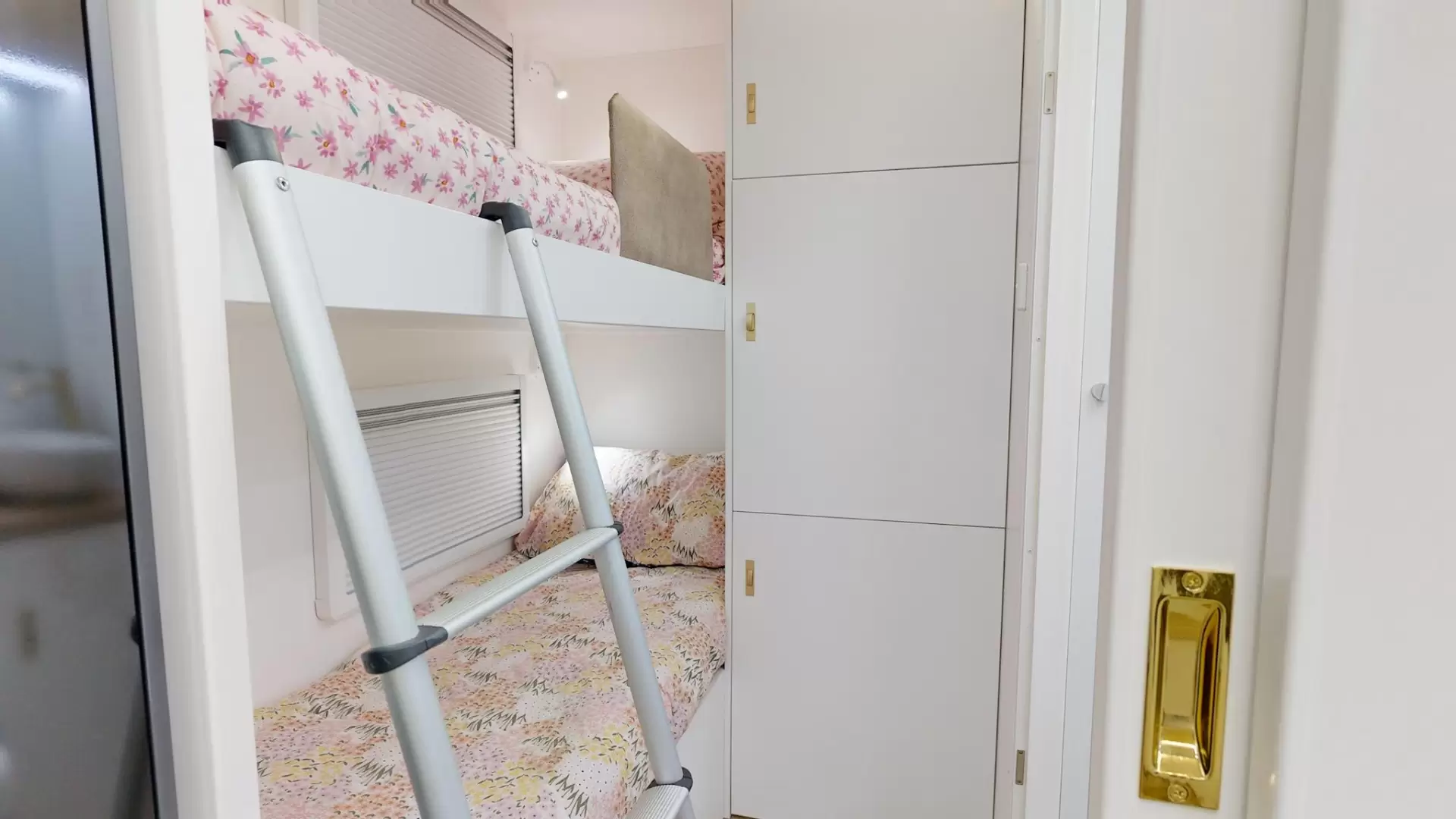 NEW 2026 ATLAS CARAVANS RVX