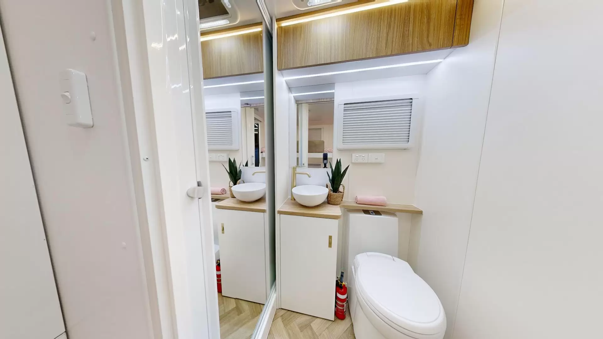 NEW 2026 ATLAS CARAVANS RVX