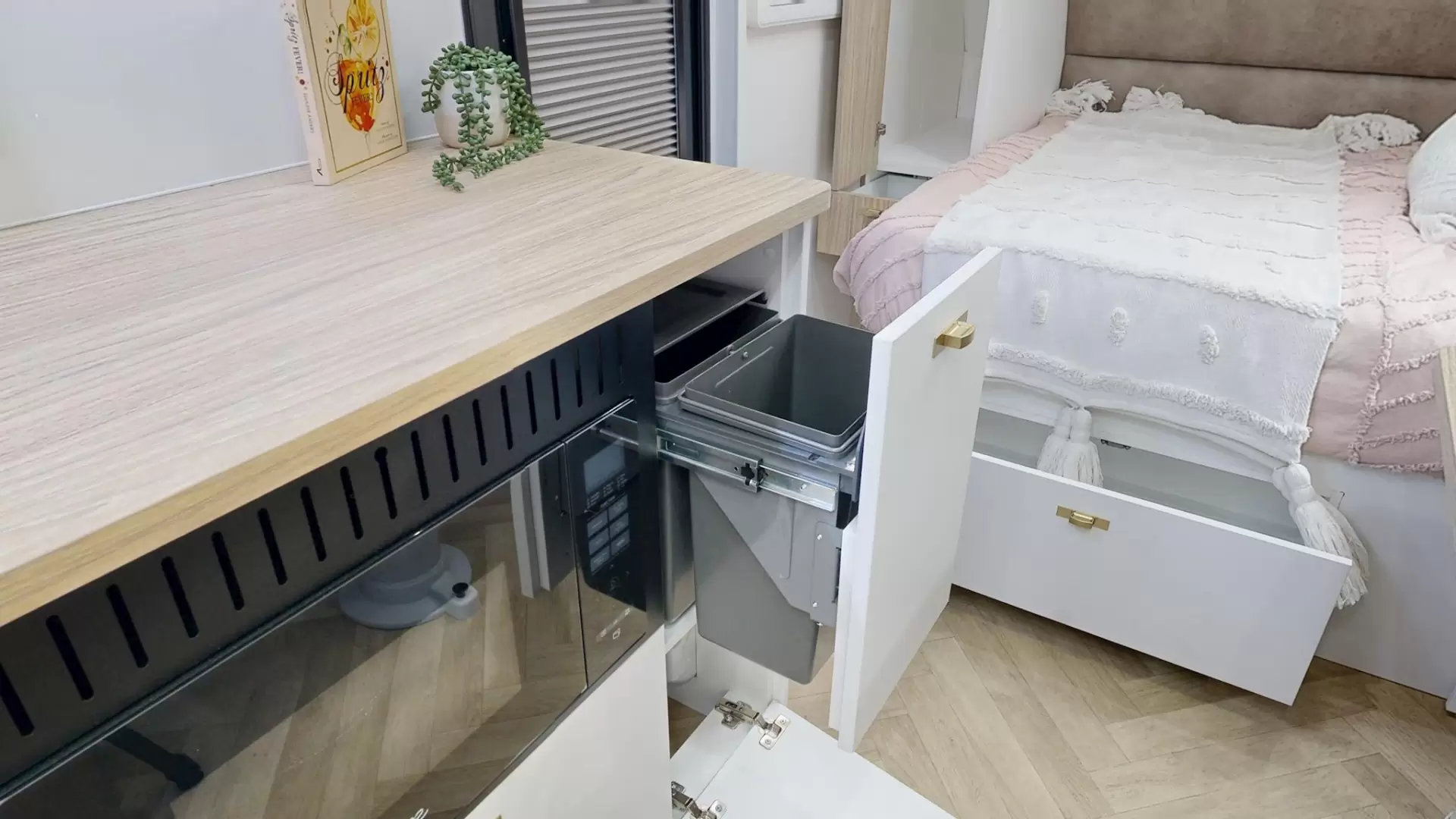 NEW 2026 ATLAS CARAVANS RVX