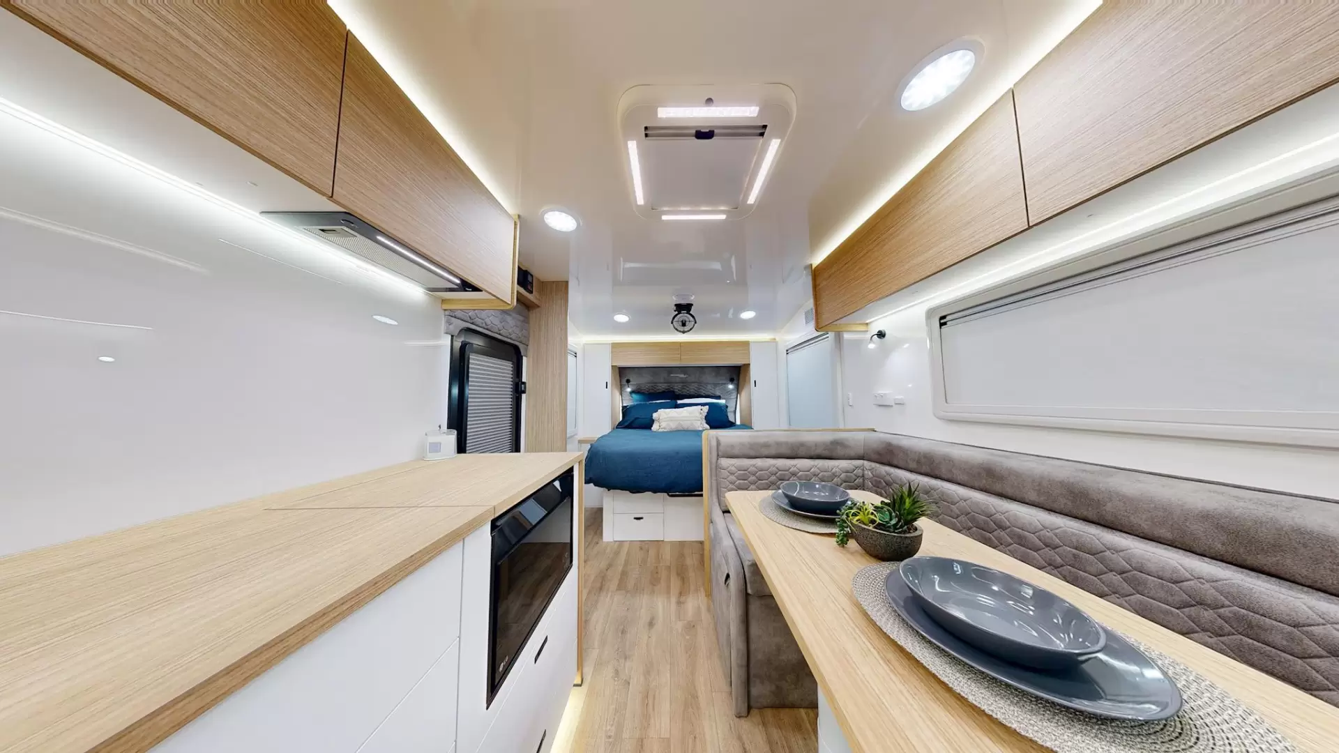 NEW 2026 VACATIONER CARAVANS ENDURA X