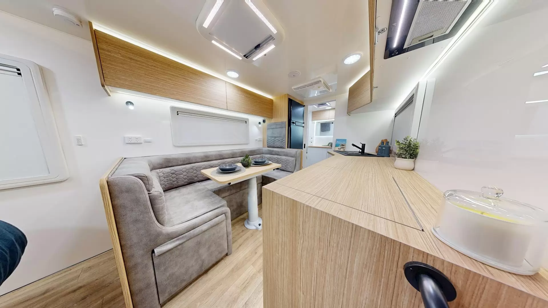 NEW 2026 VACATIONER CARAVANS ENDURA X