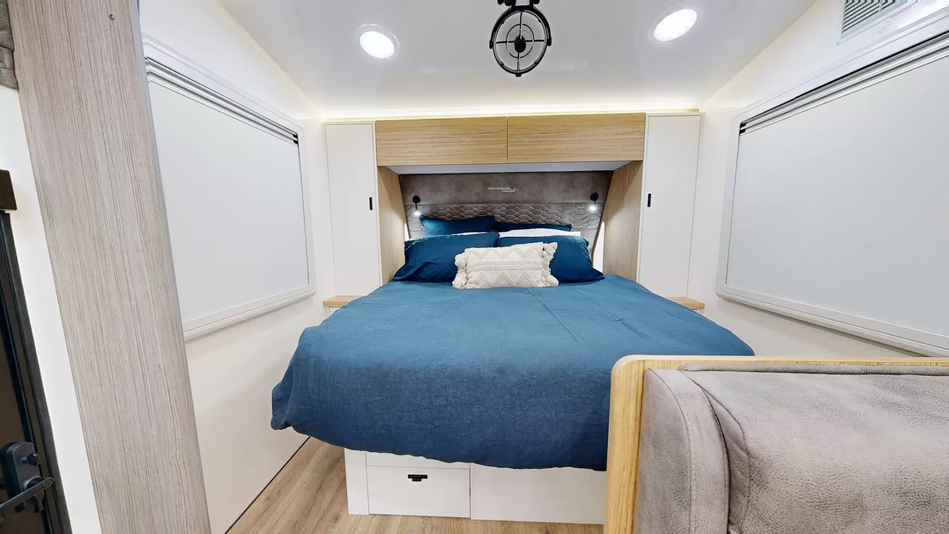 NEW 2026 VACATIONER CARAVANS ENDURA X