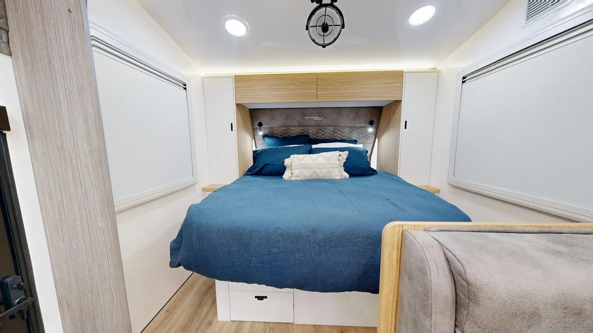 NEW 2026 VACATIONER CARAVANS ENDURA X