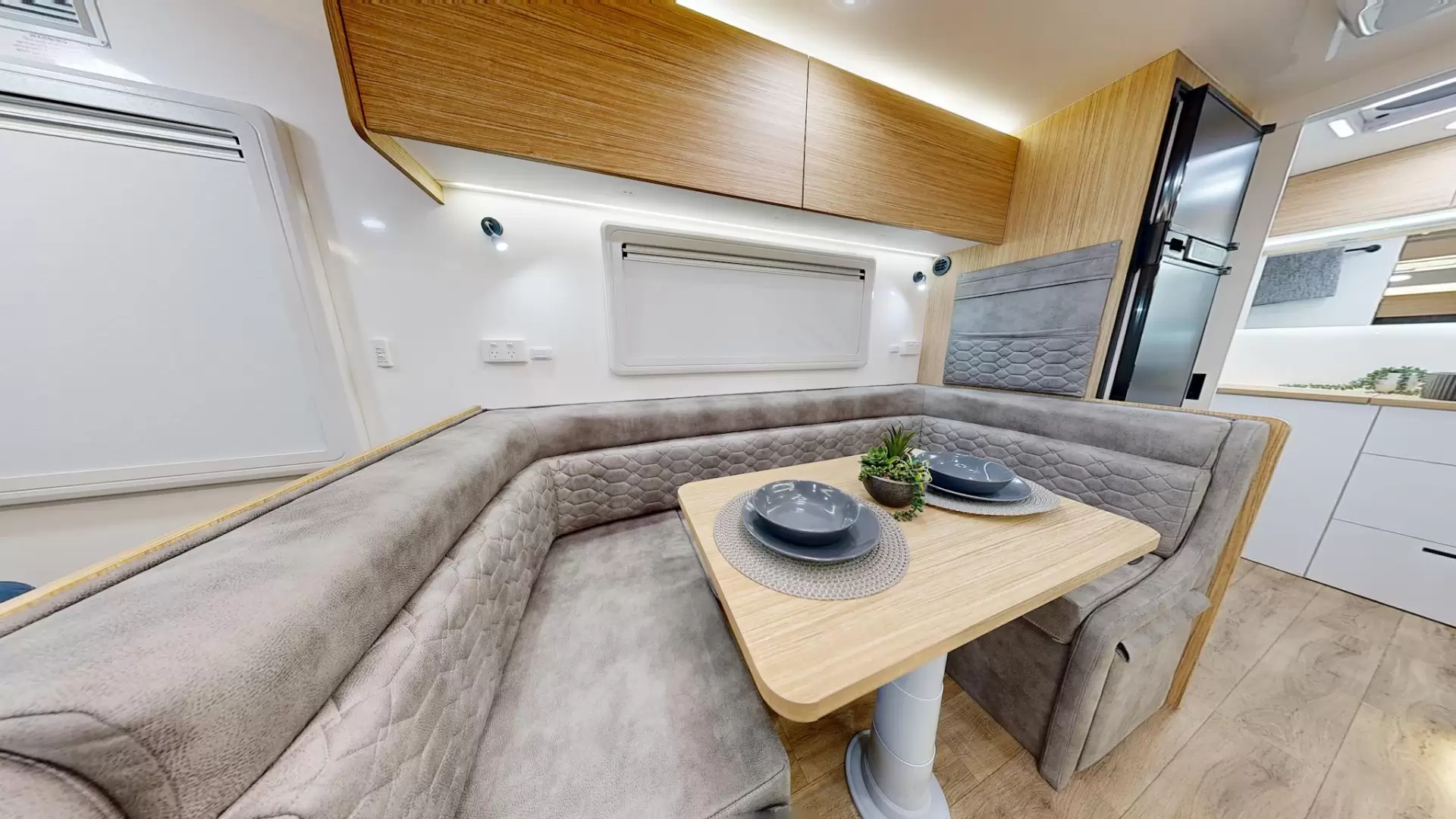 NEW 2026 VACATIONER CARAVANS ENDURA X