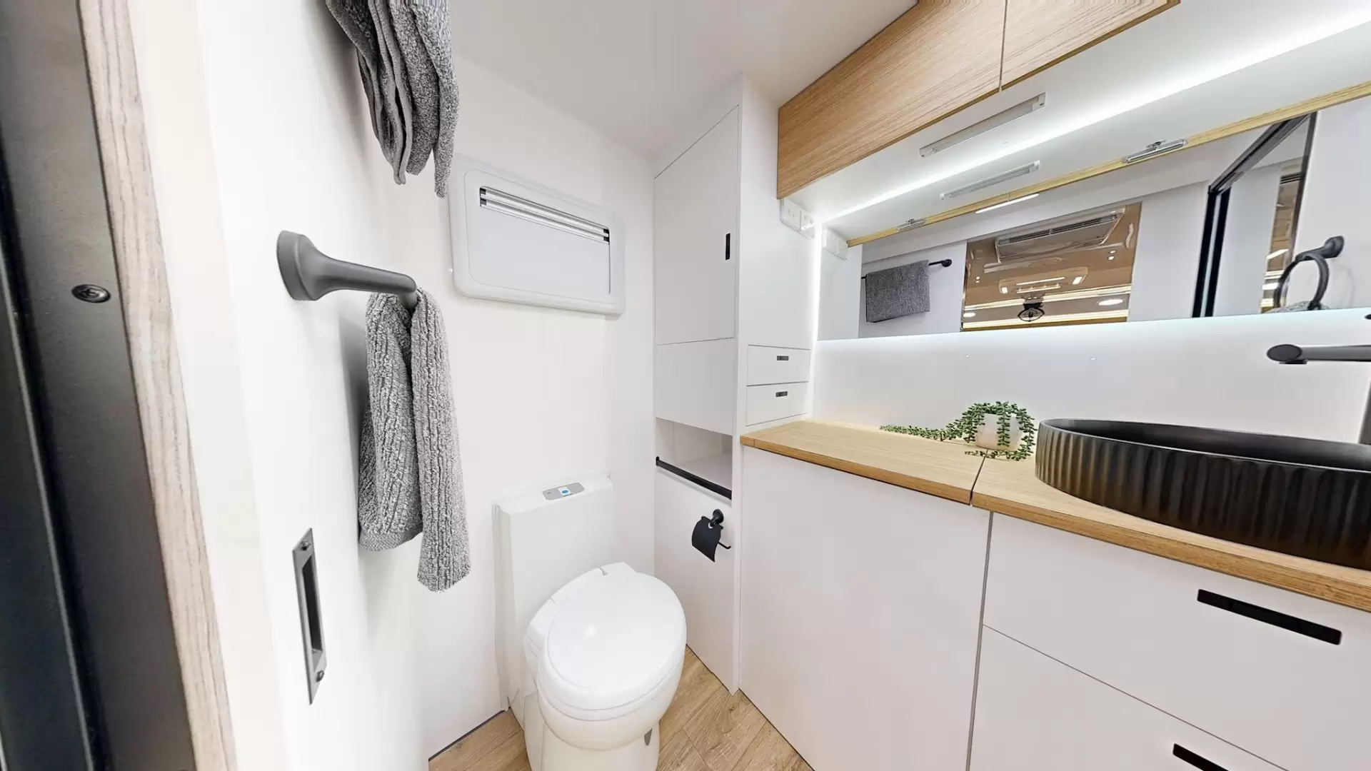 NEW 2026 VACATIONER CARAVANS ENDURA X