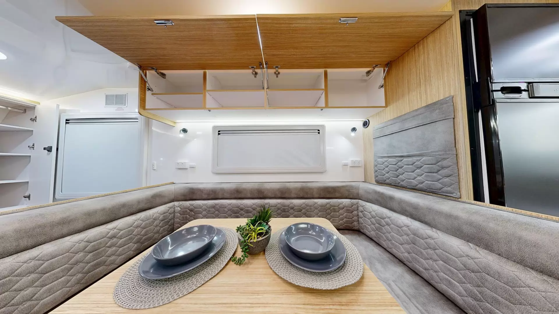 NEW 2026 VACATIONER CARAVANS ENDURA X