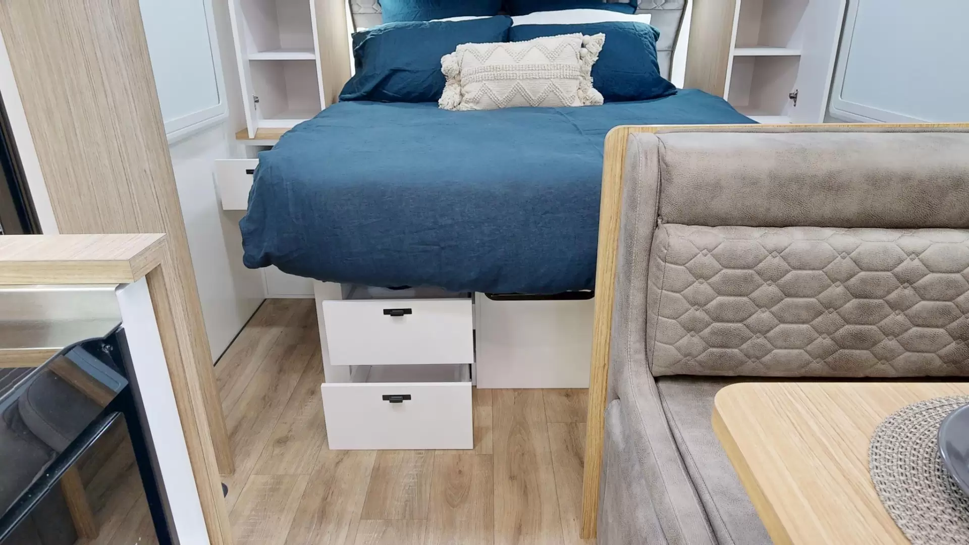 NEW 2026 VACATIONER CARAVANS ENDURA X