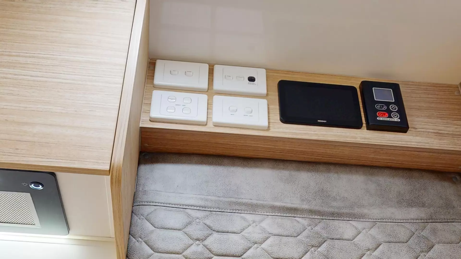 NEW 2026 VACATIONER CARAVANS ENDURA X