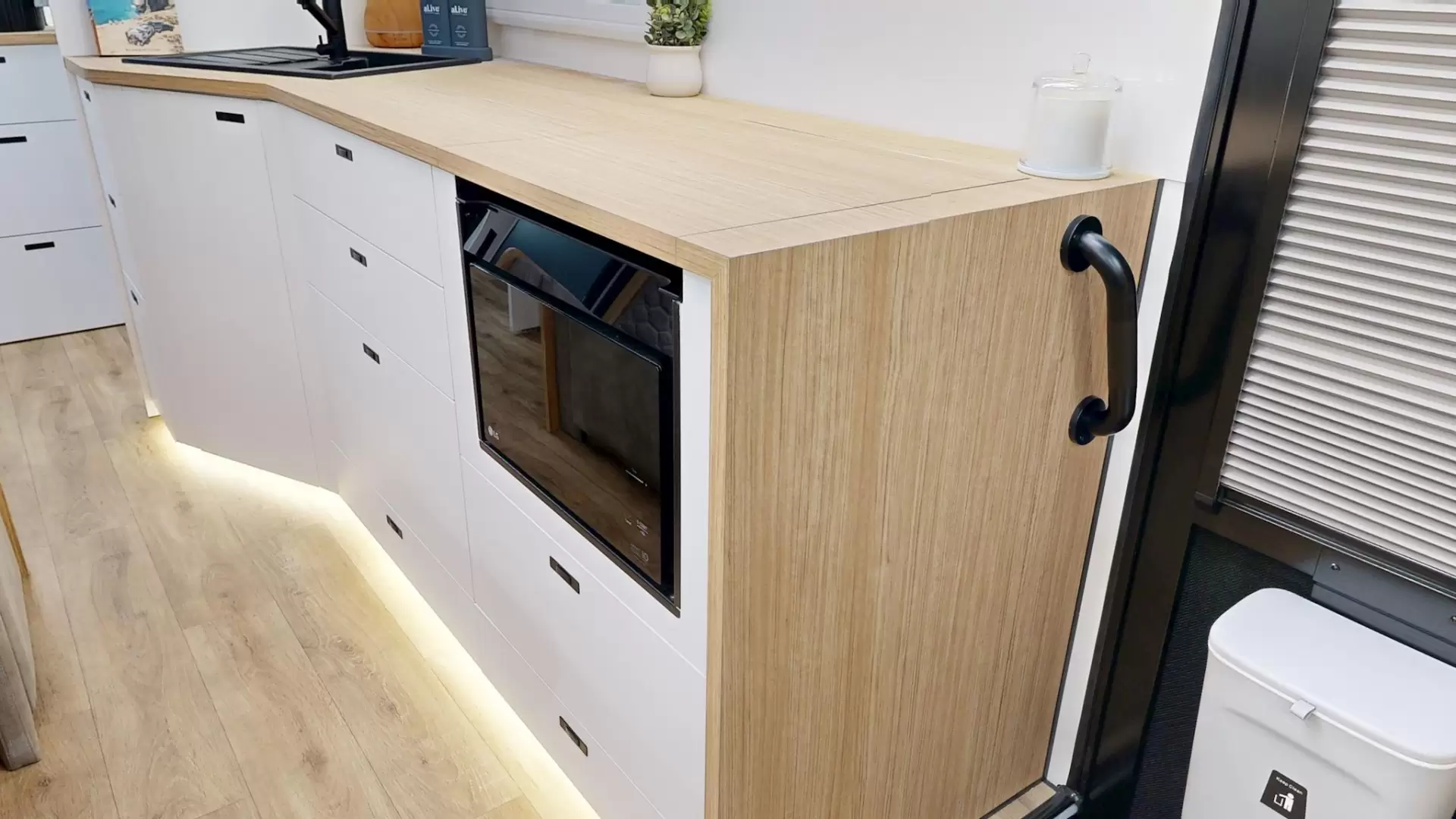 NEW 2026 VACATIONER CARAVANS ENDURA X