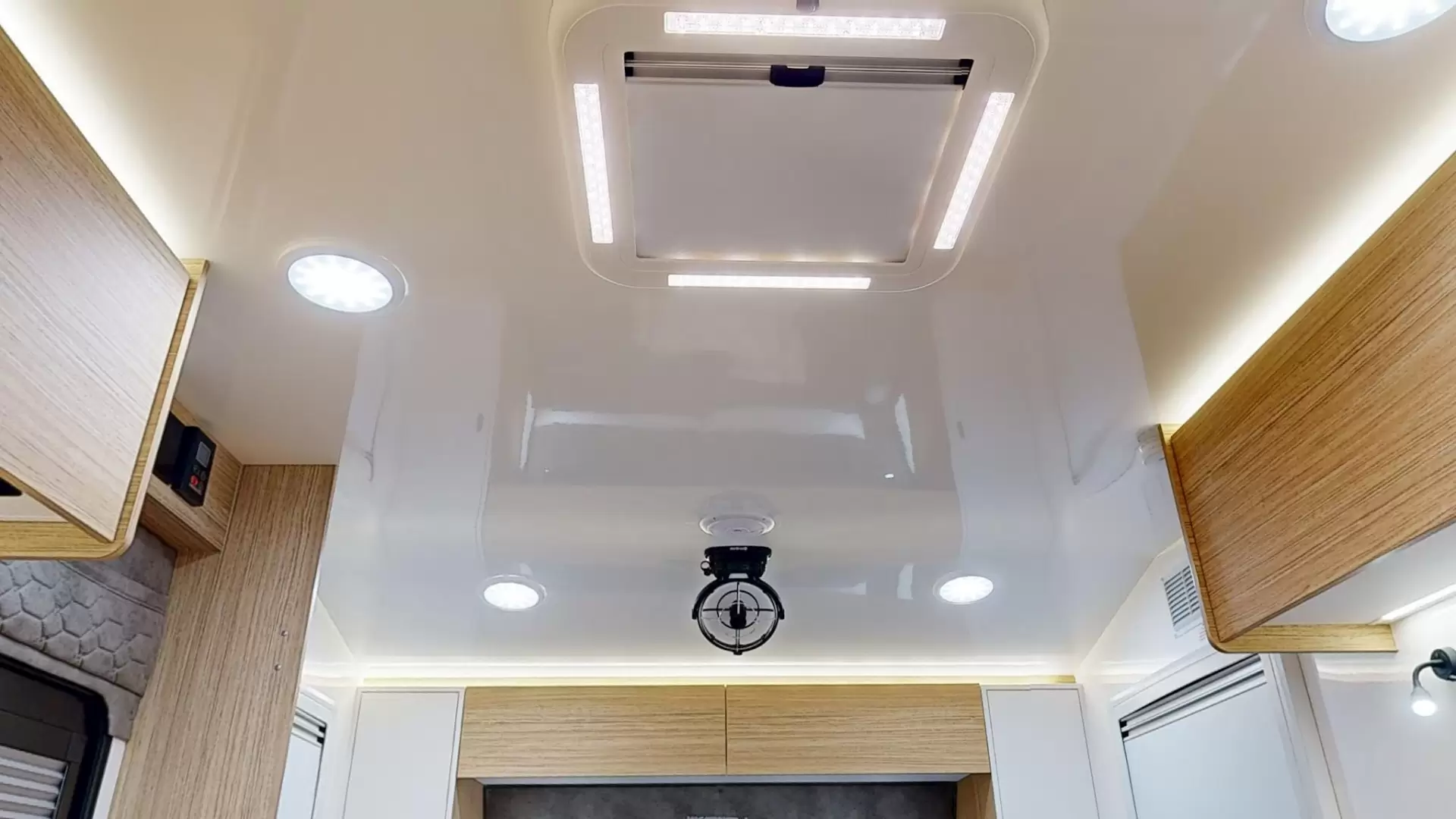 NEW 2026 VACATIONER CARAVANS ENDURA X