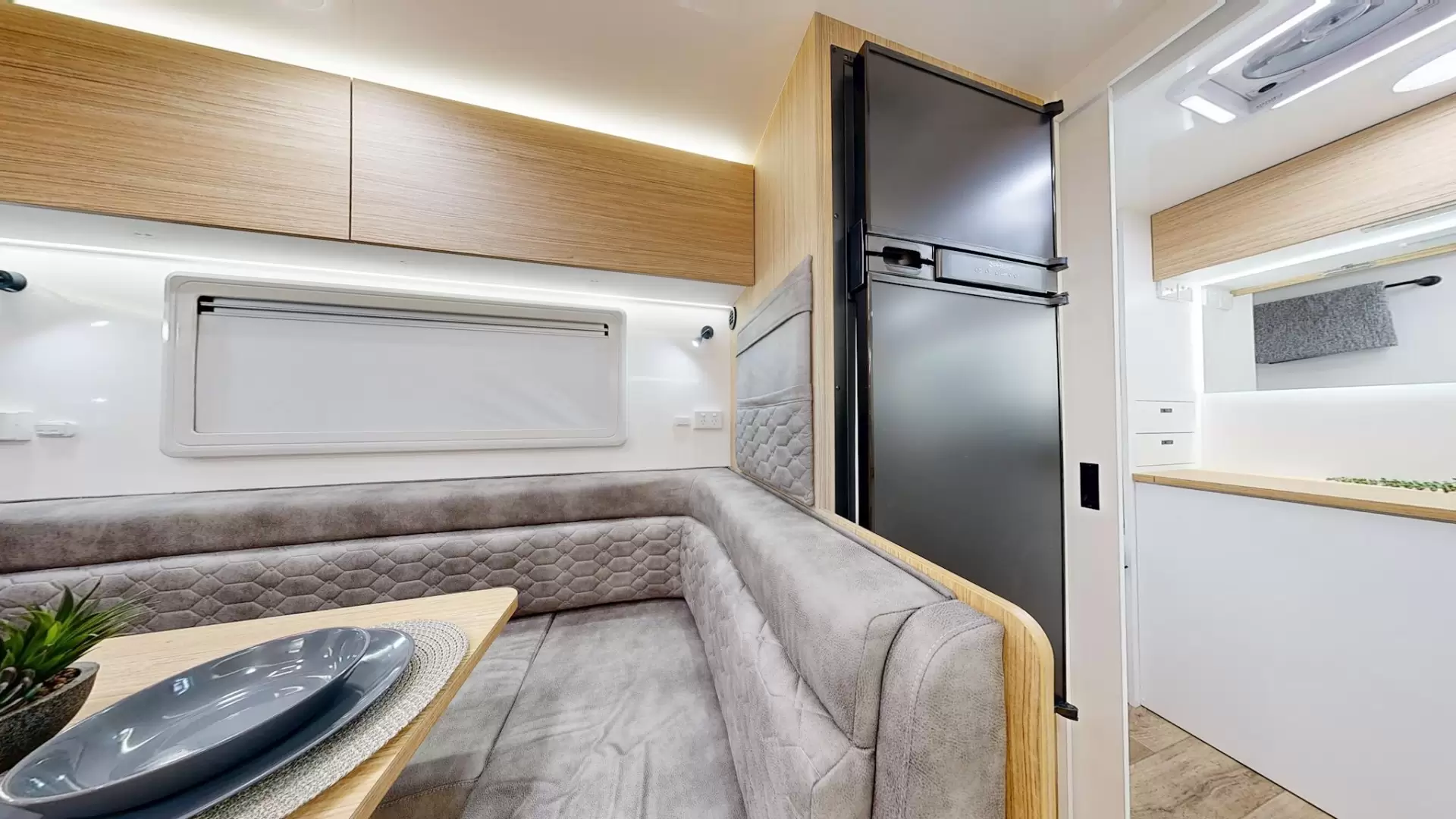 NEW 2026 VACATIONER CARAVANS ENDURA X