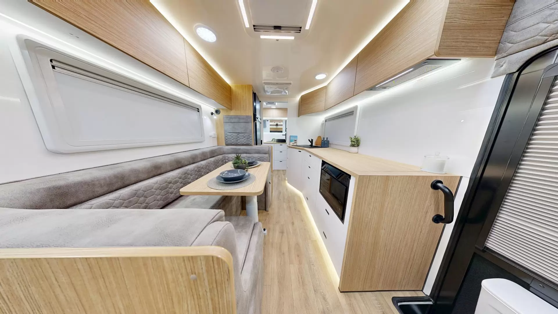 NEW 2026 VACATIONER CARAVANS ENDURA X