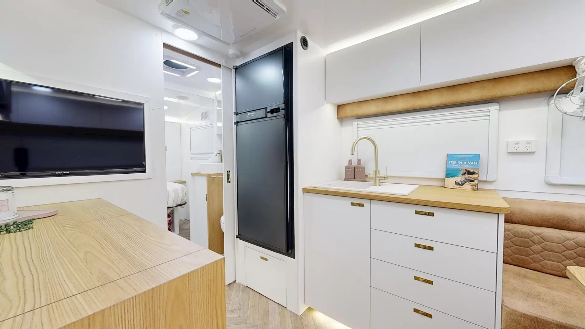 NEW 2026 VACATIONER CARAVANS ENDURA X