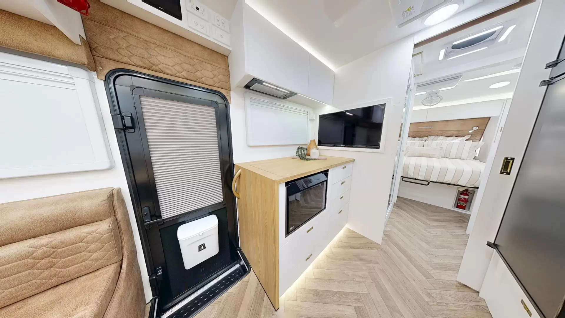 NEW 2026 VACATIONER CARAVANS ENDURA X