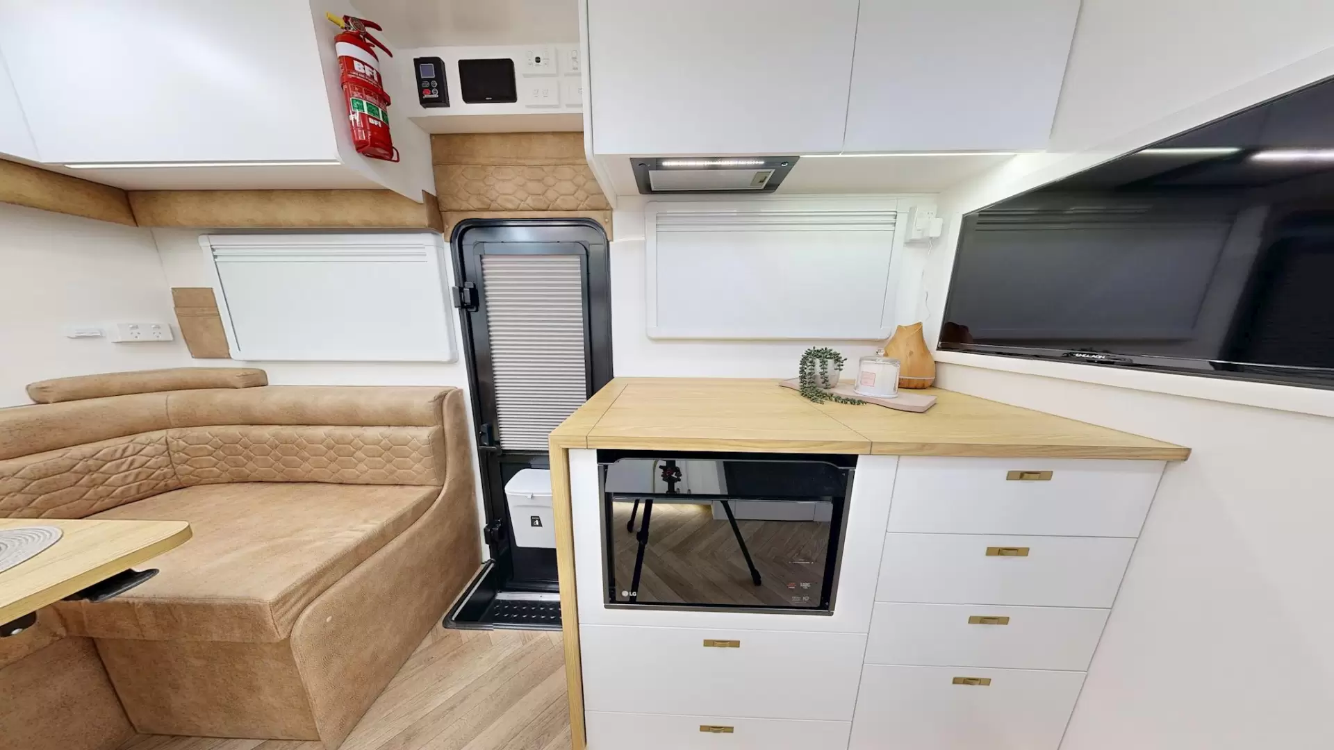 NEW 2026 VACATIONER CARAVANS ENDURA X