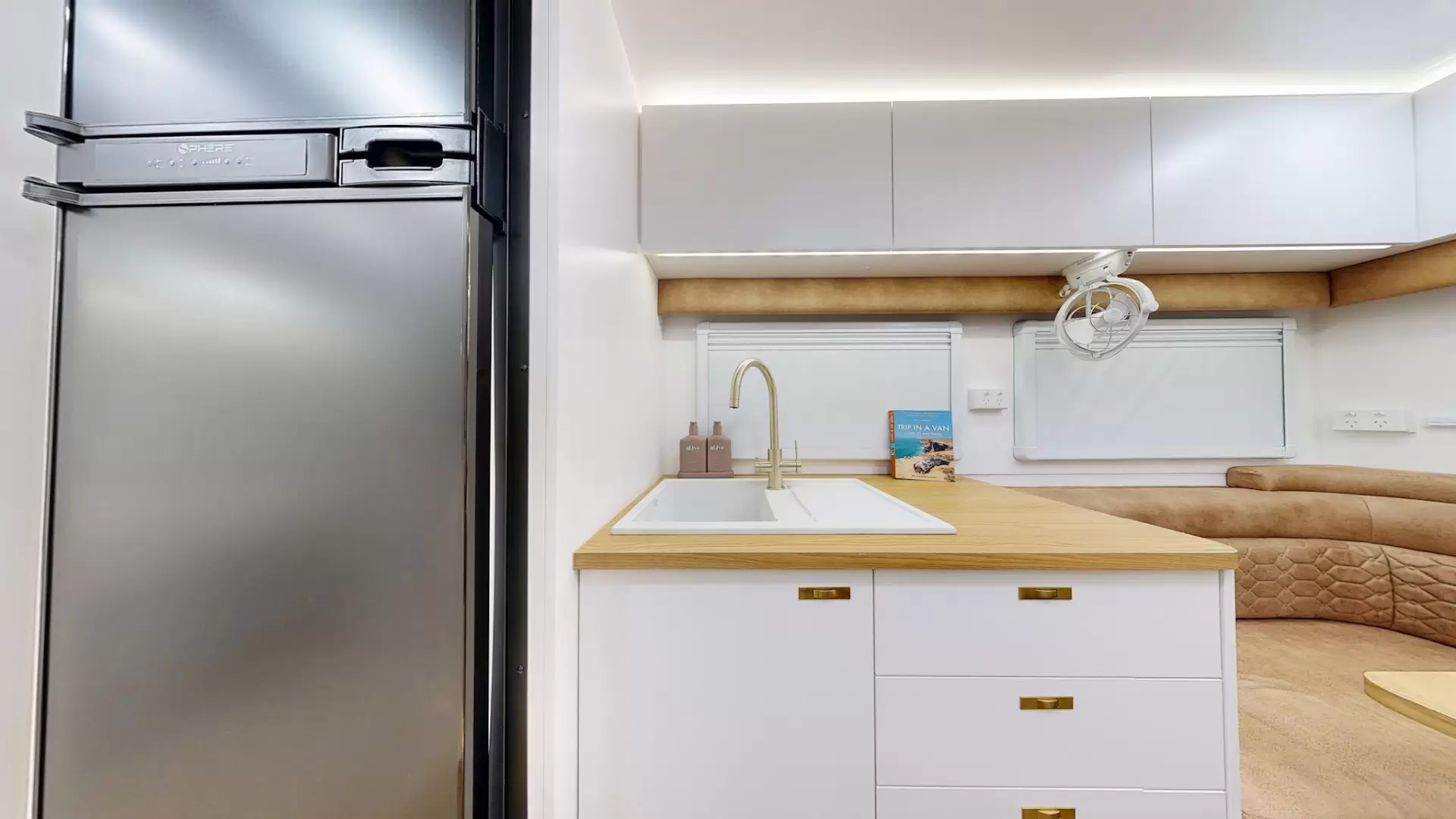 NEW 2026 VACATIONER CARAVANS ENDURA X