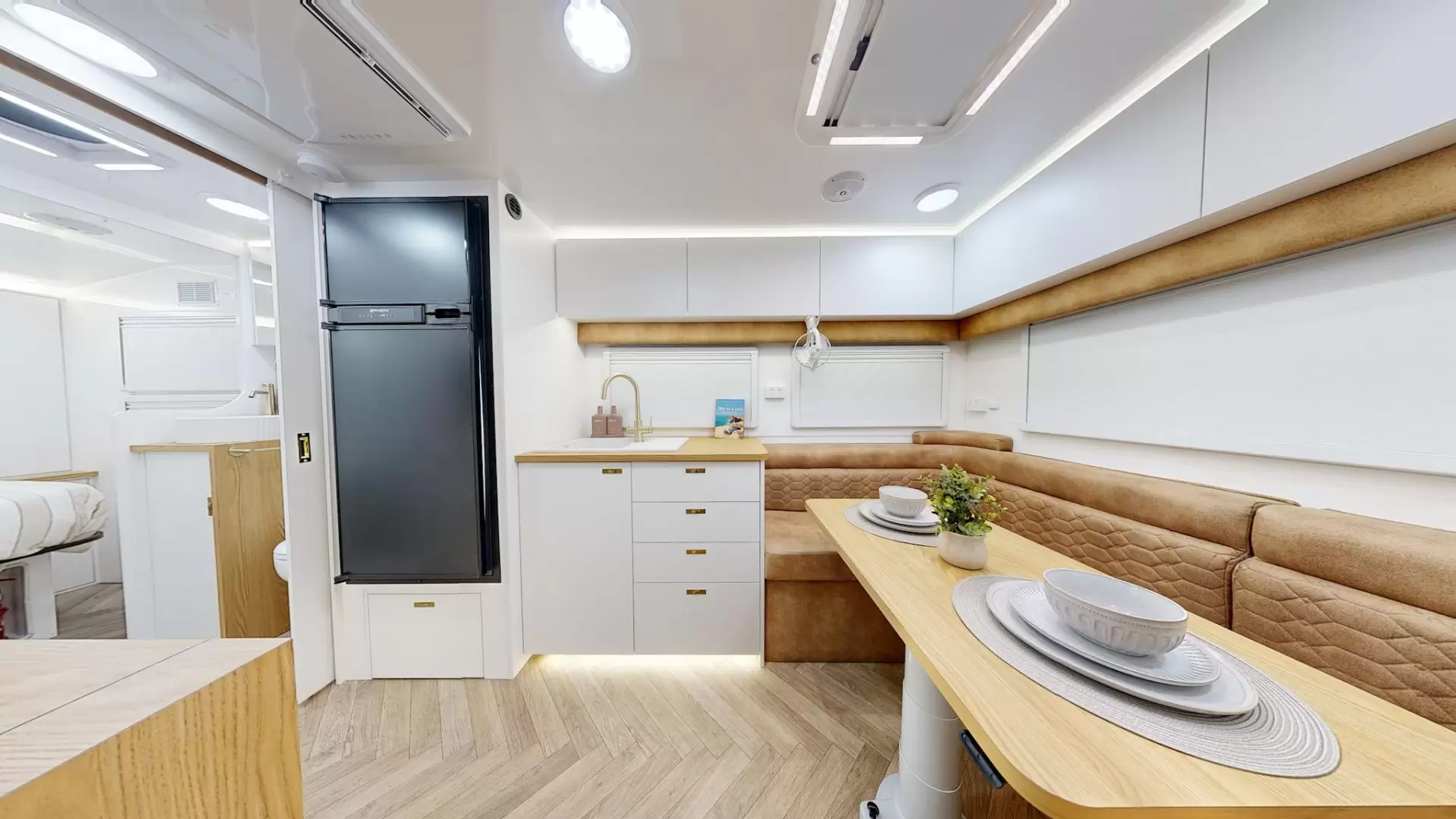 NEW 2026 VACATIONER CARAVANS ENDURA X