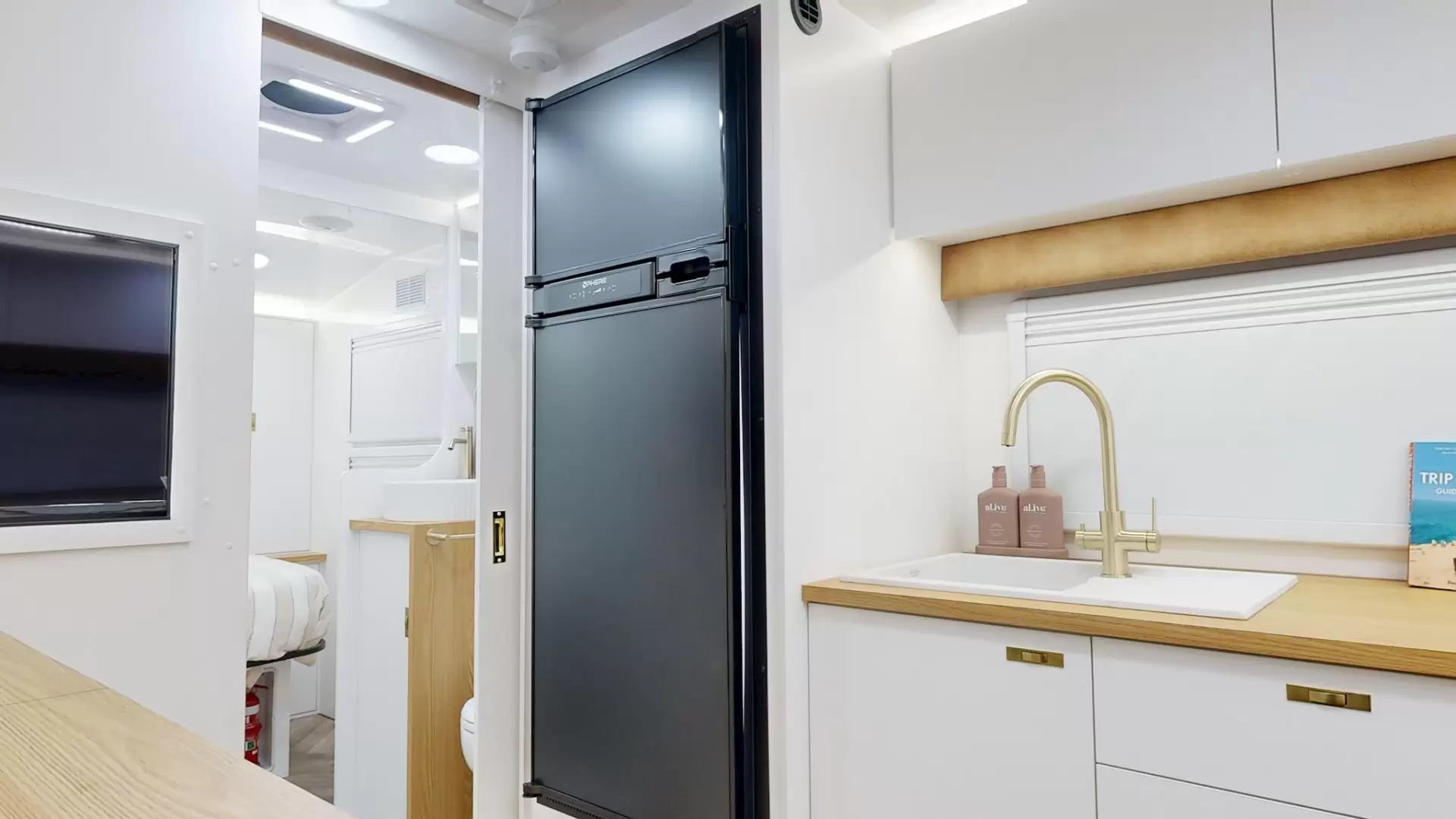 NEW 2026 VACATIONER CARAVANS ENDURA X