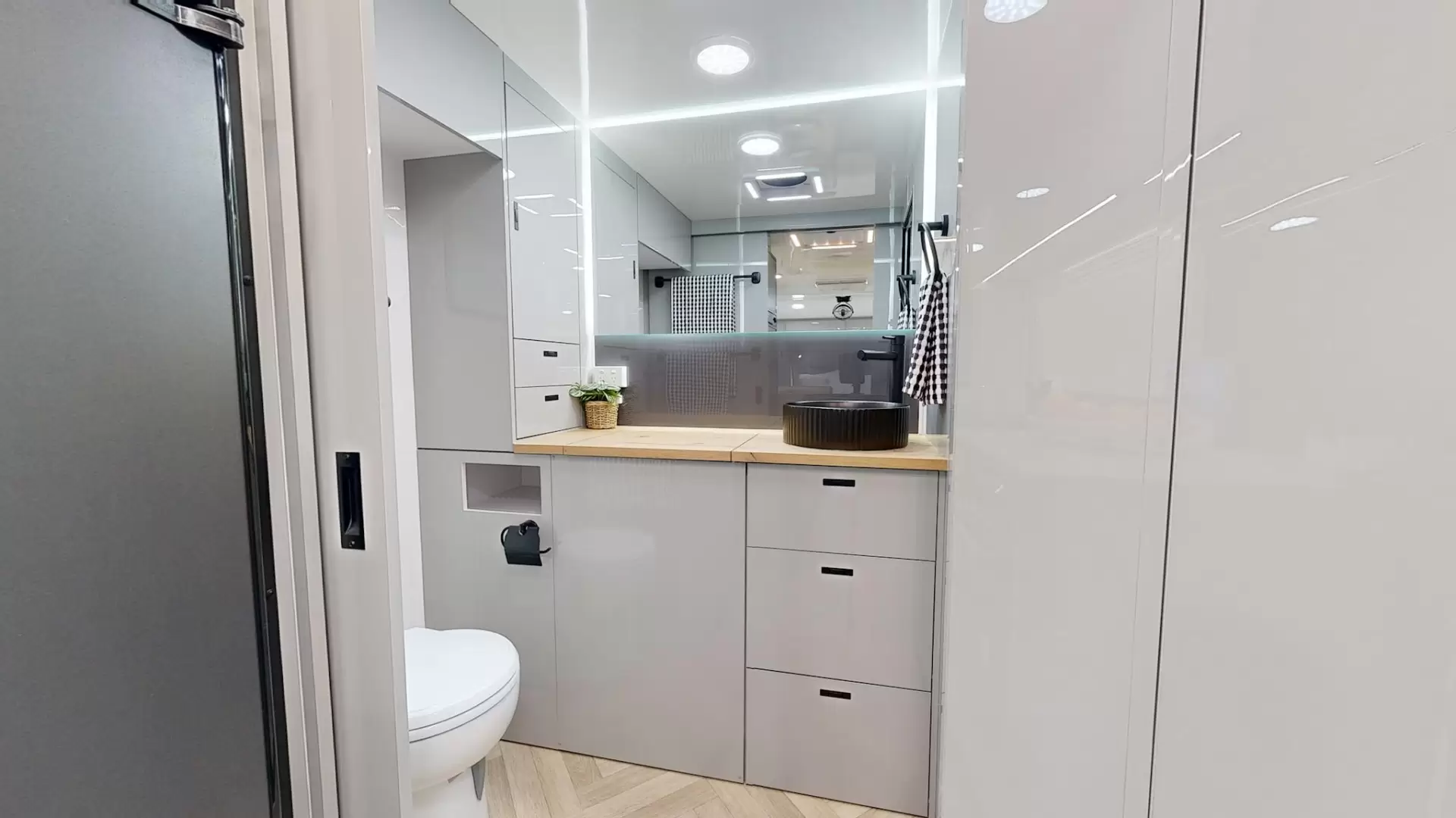 NEW 2026 VACATIONER CARAVANS ENDURA