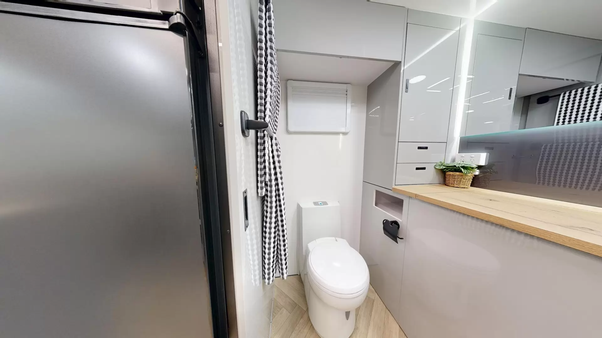 NEW 2026 VACATIONER CARAVANS ENDURA