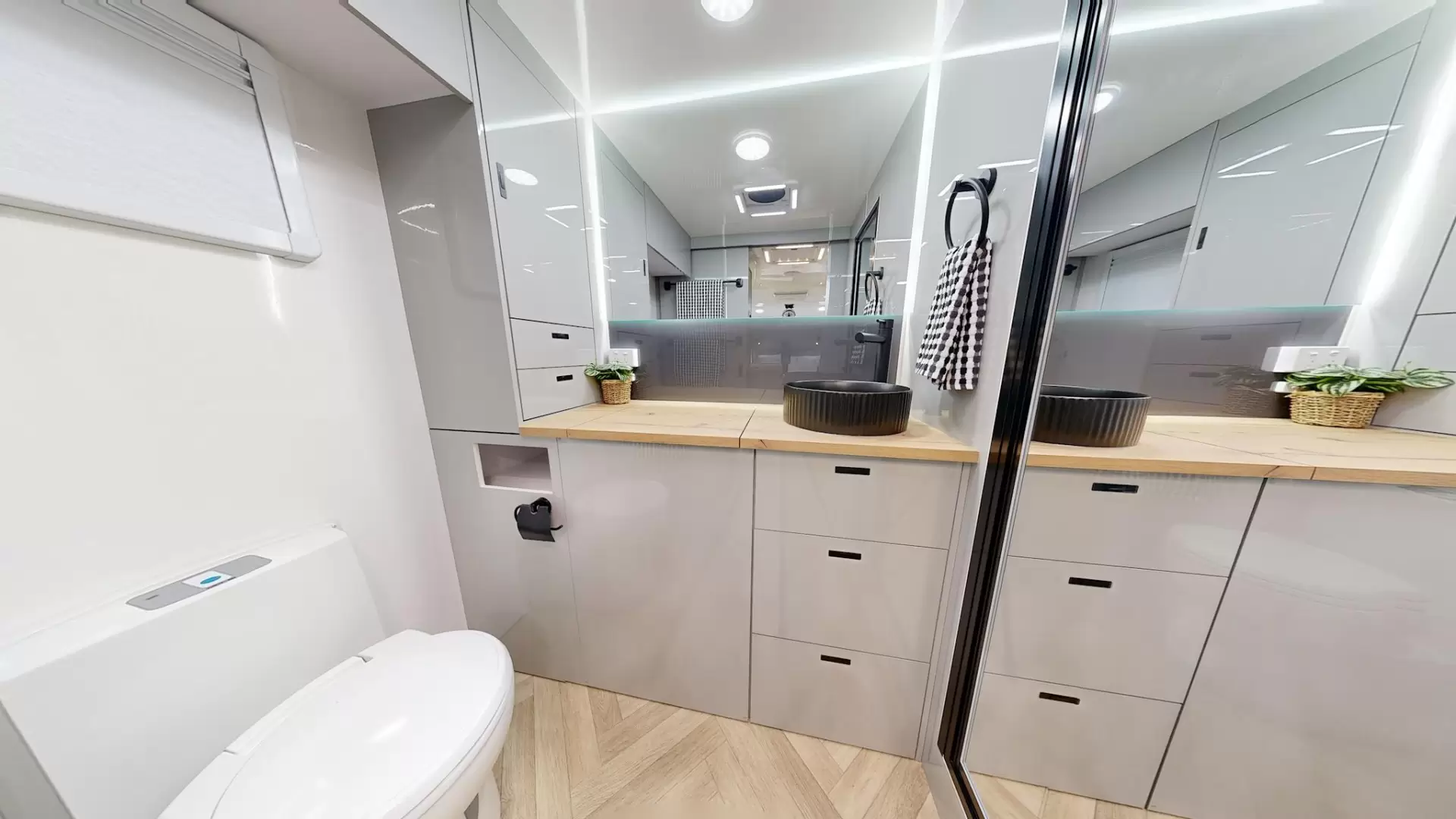 NEW 2026 VACATIONER CARAVANS ENDURA