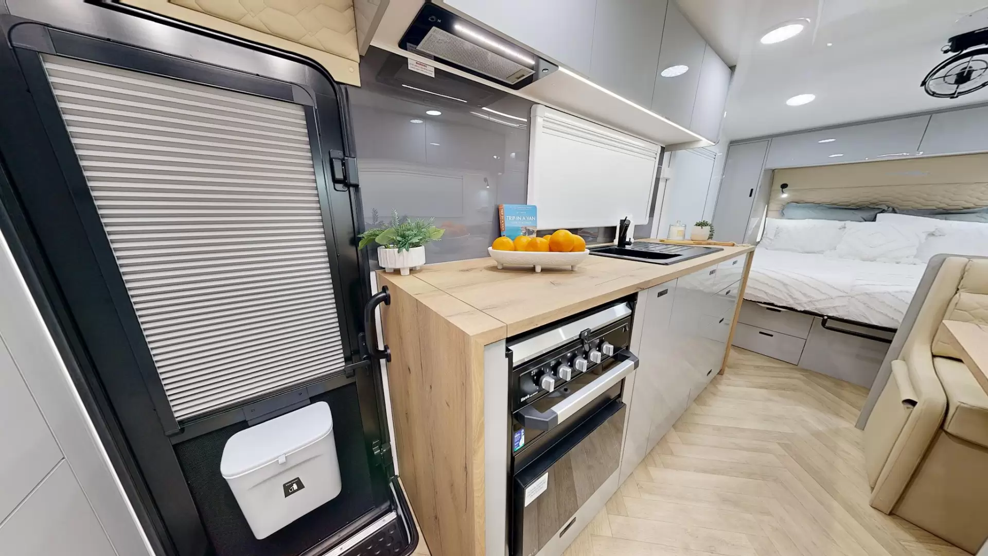 NEW 2026 VACATIONER CARAVANS ENDURA