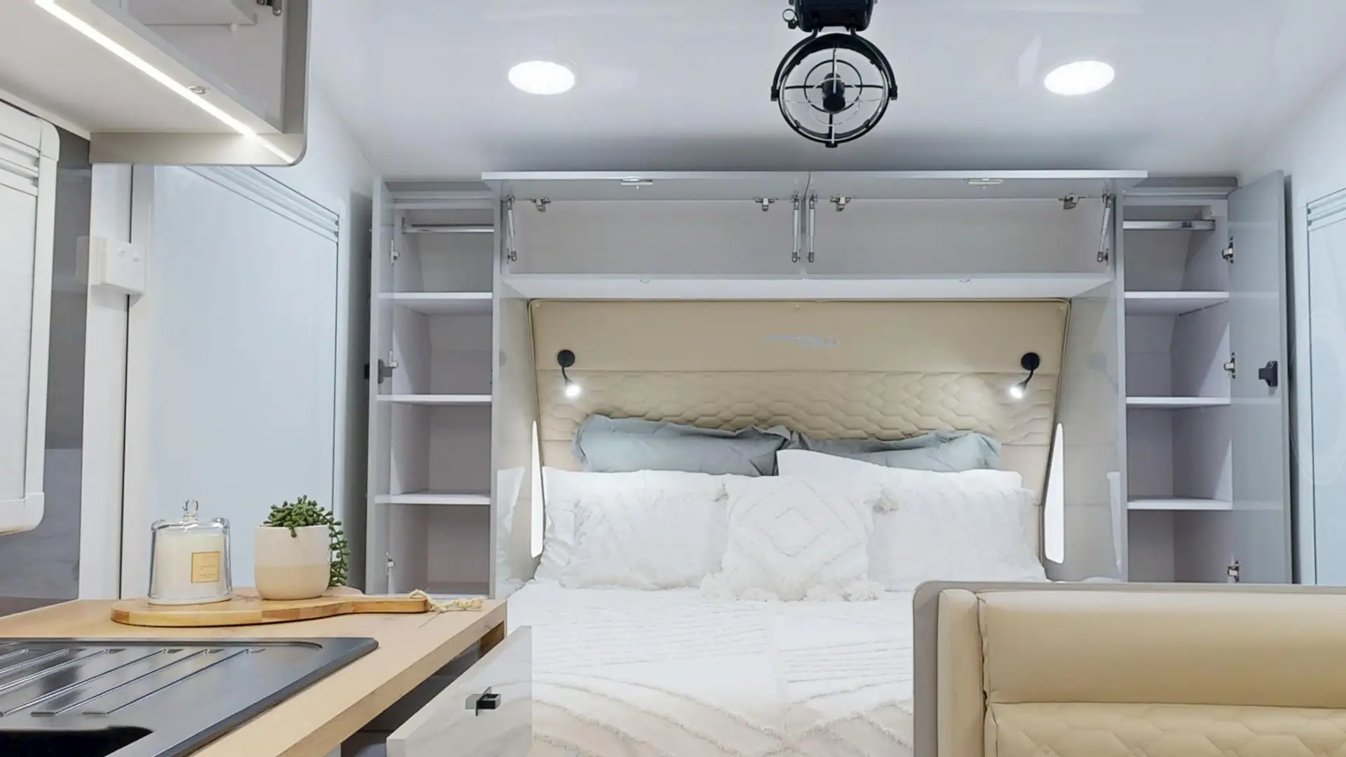 NEW 2026 VACATIONER CARAVANS ENDURA