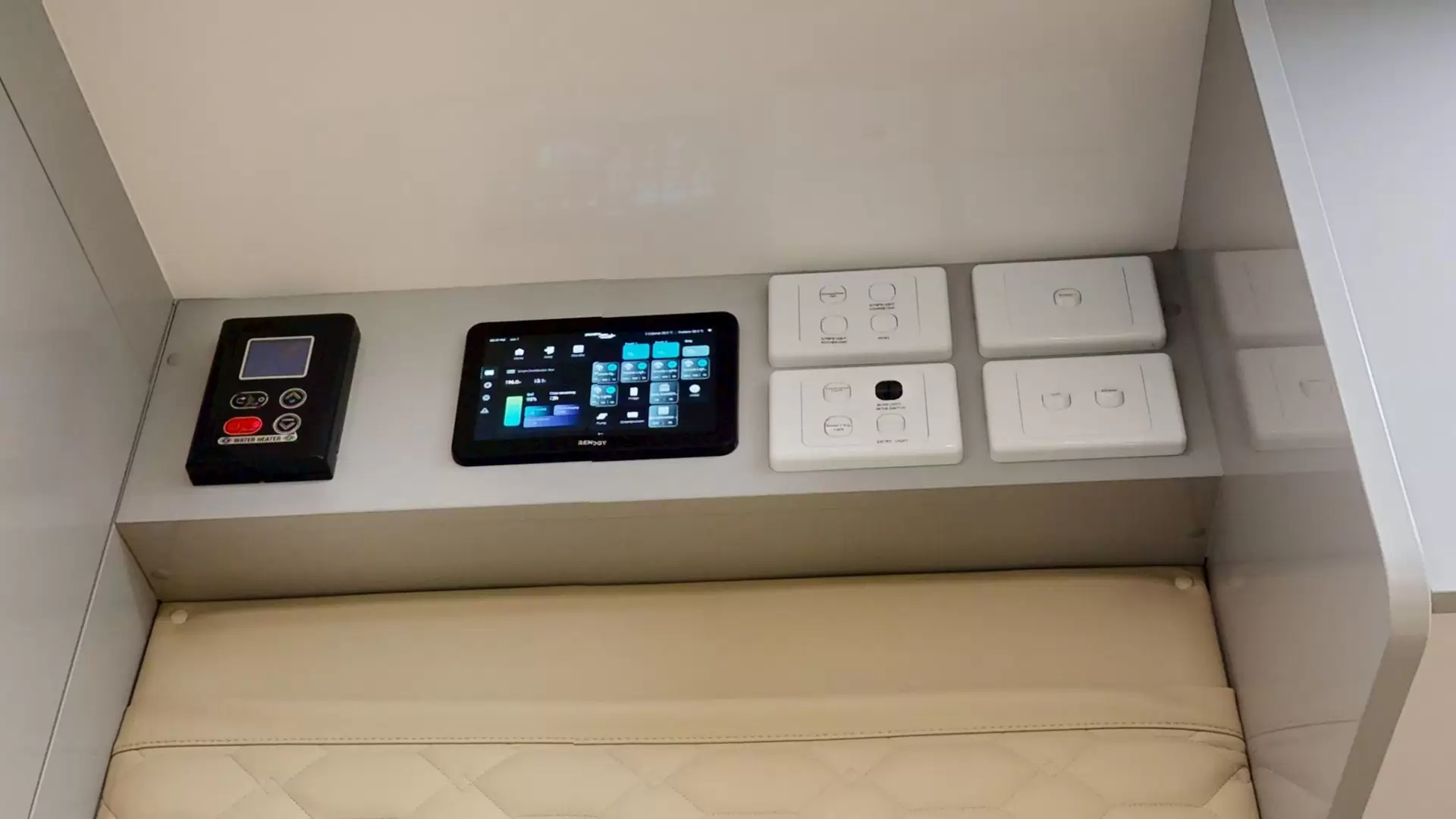 NEW 2026 VACATIONER CARAVANS ENDURA