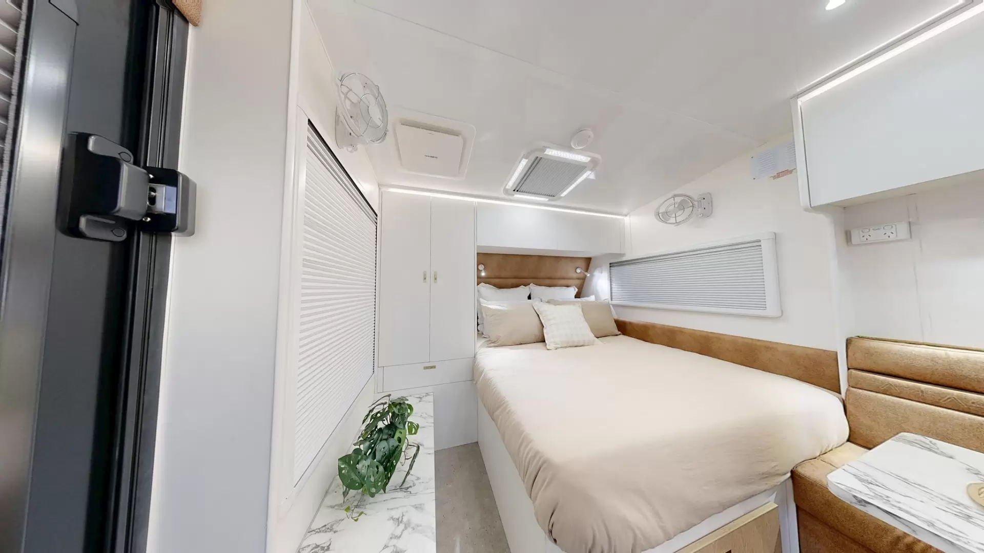 NEW 2026 ATLAS CARAVANS RVO