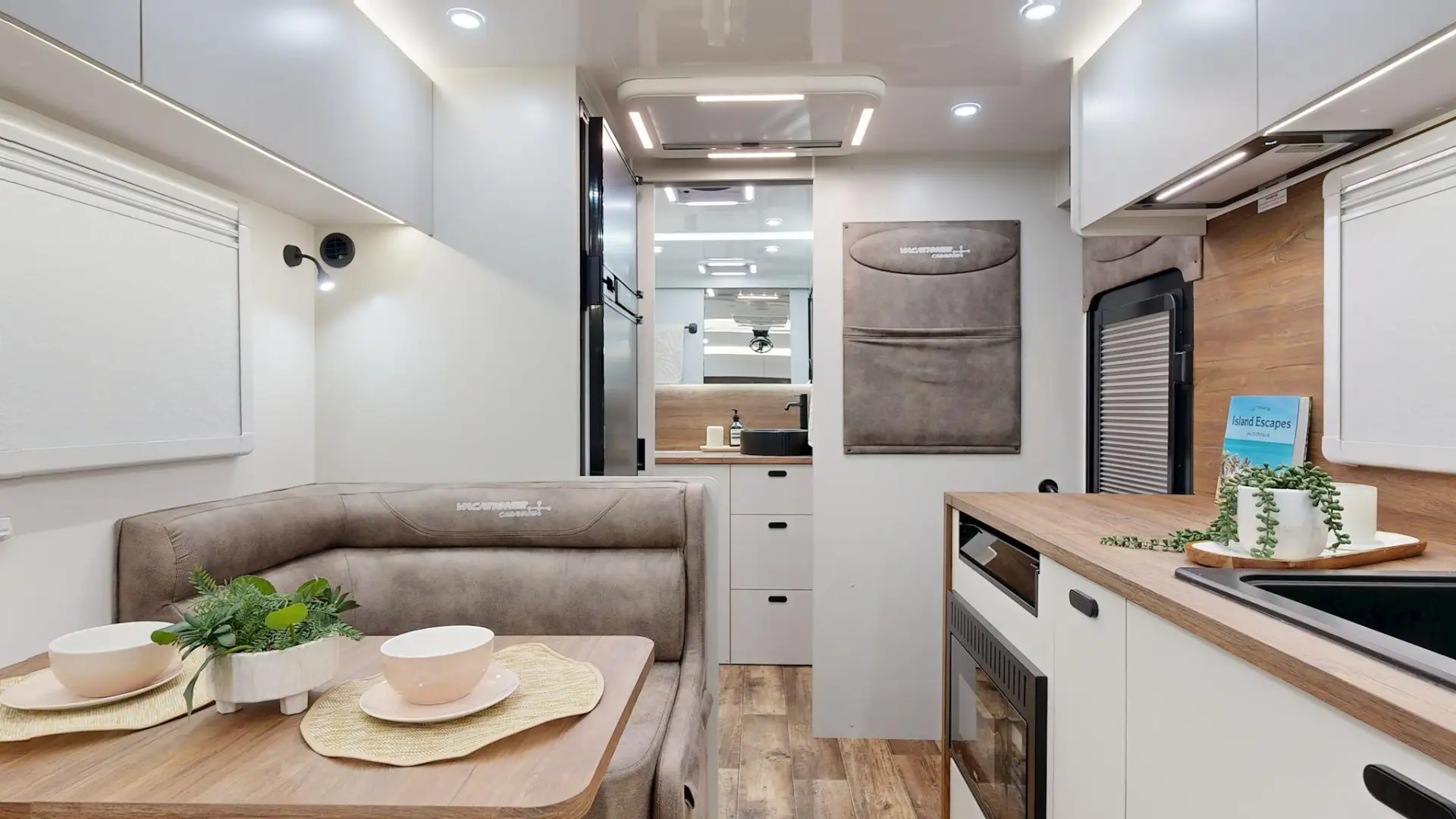 NEW 2026 VACATIONER CARAVANS ROUGH RIDER