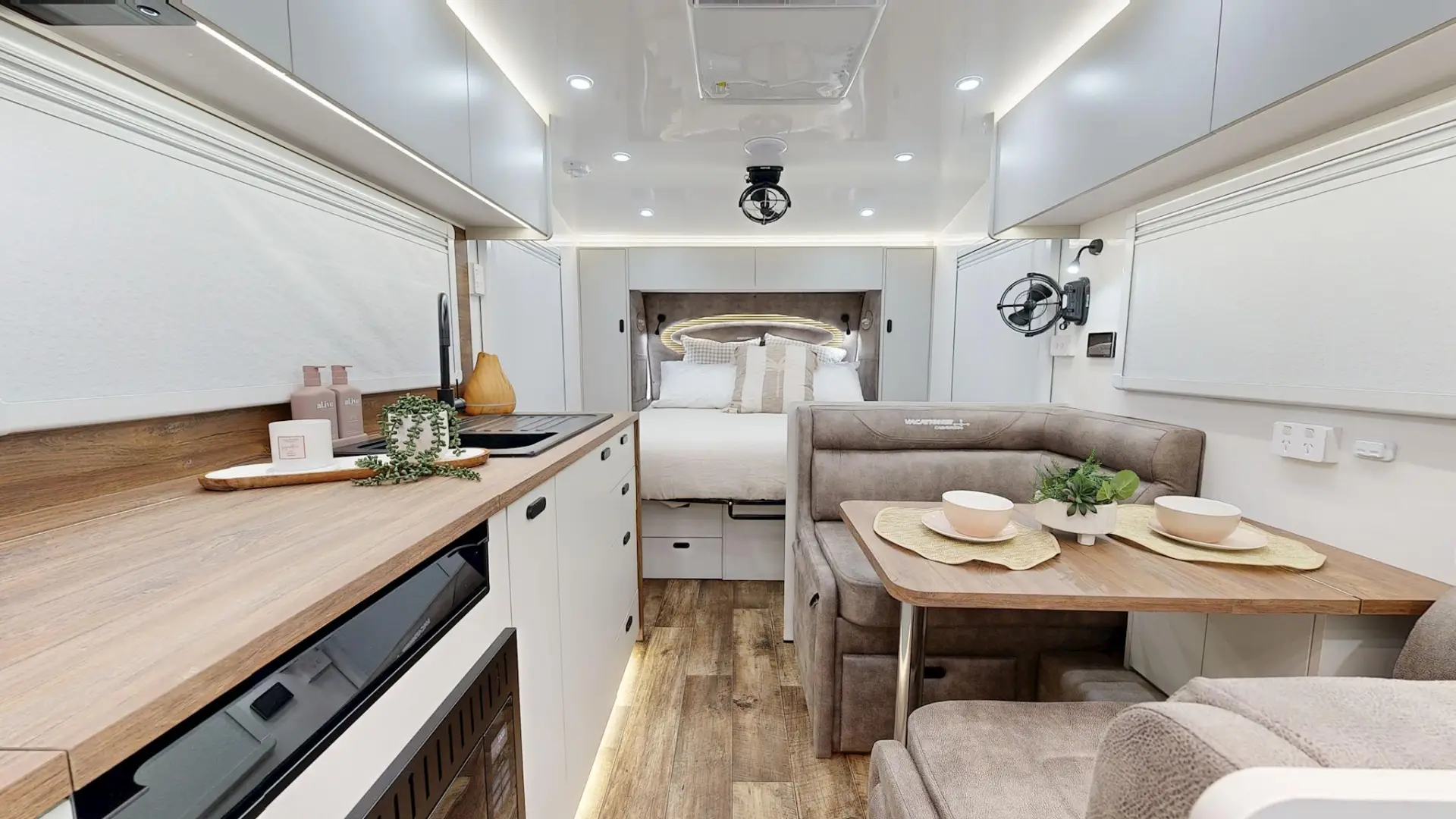 NEW 2026 VACATIONER CARAVANS ROUGH RIDER