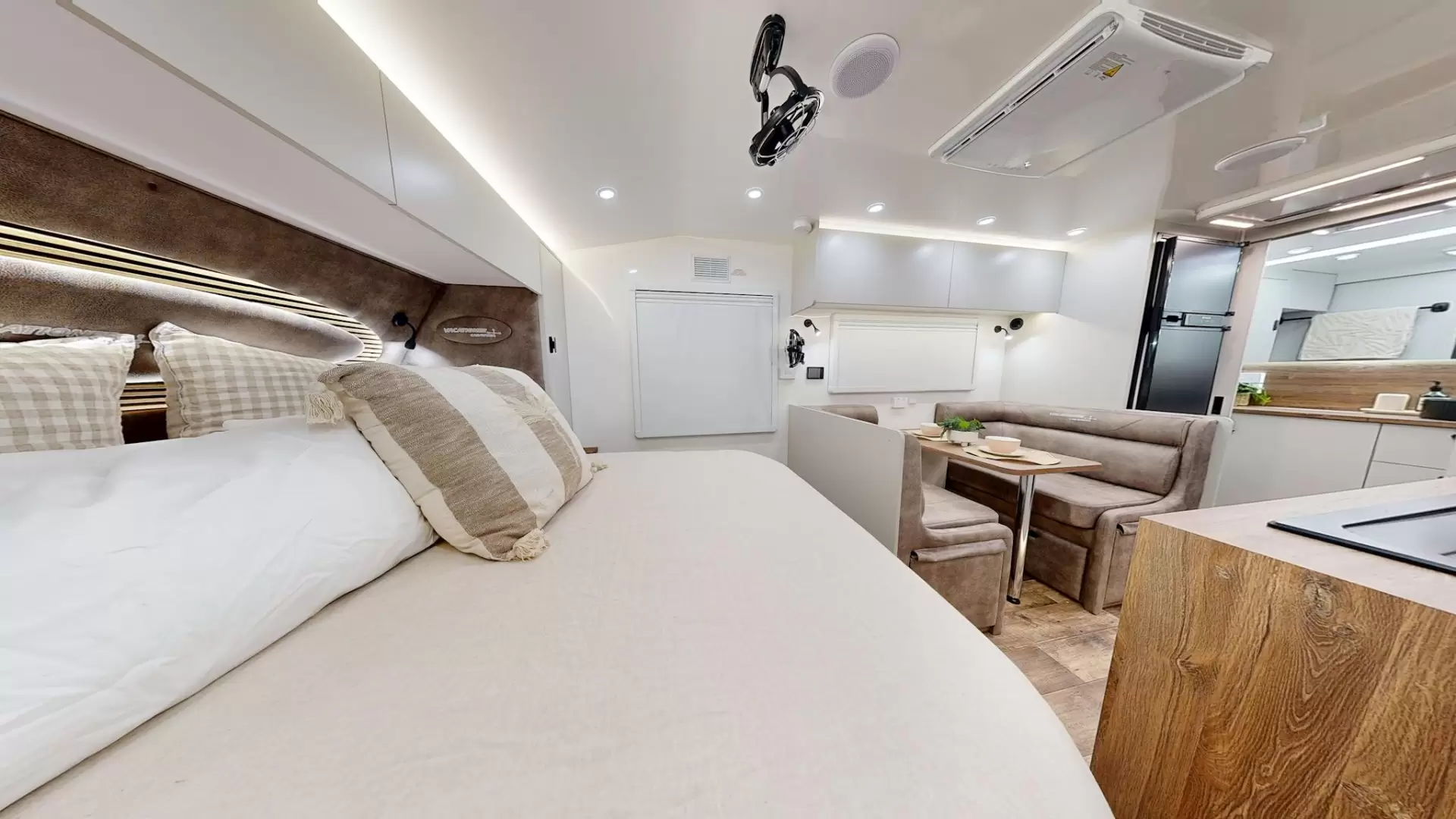 NEW 2026 VACATIONER CARAVANS ROUGH RIDER