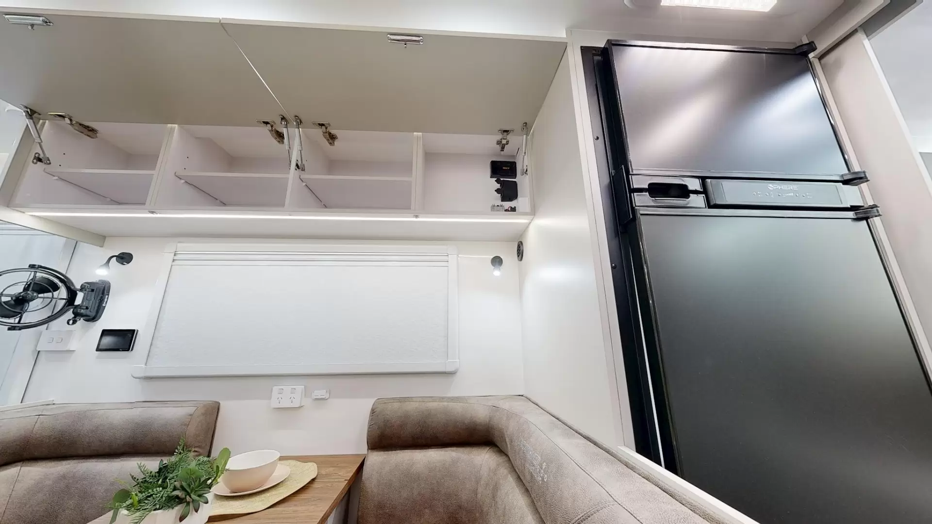 NEW 2026 VACATIONER CARAVANS ROUGH RIDER