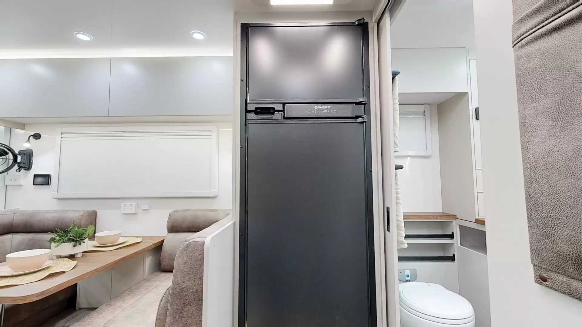 NEW 2026 VACATIONER CARAVANS ROUGH RIDER