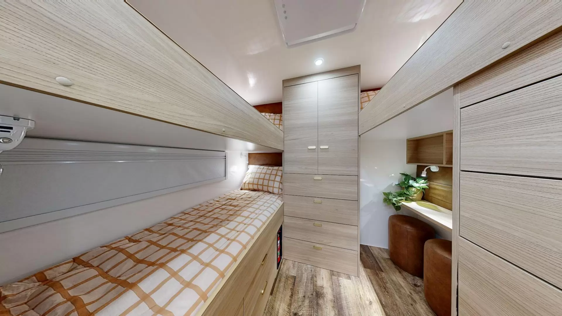 NEW 2026 VACATIONER CARAVANS ROUGH RIDER