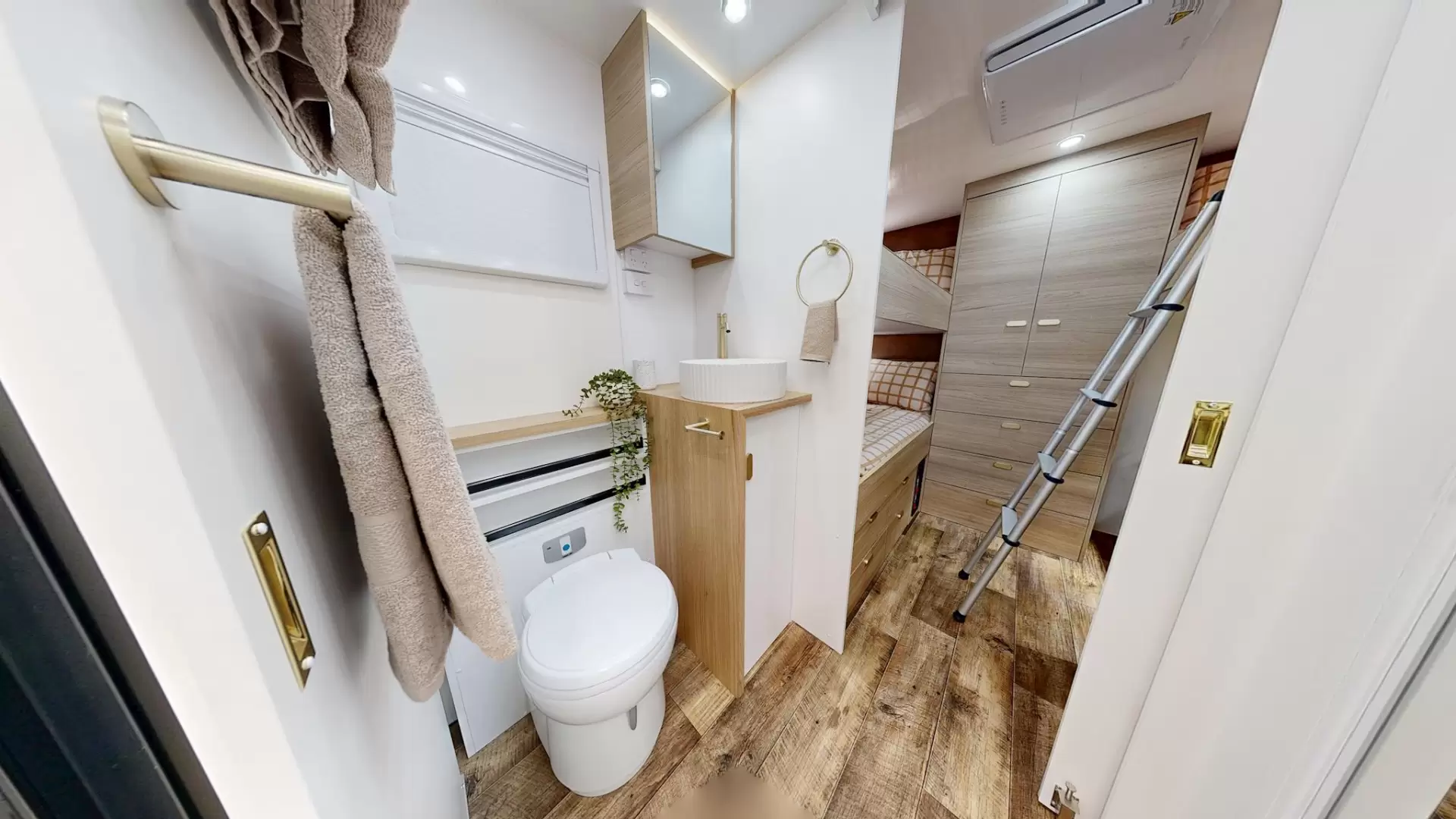 NEW 2026 VACATIONER CARAVANS ROUGH RIDER