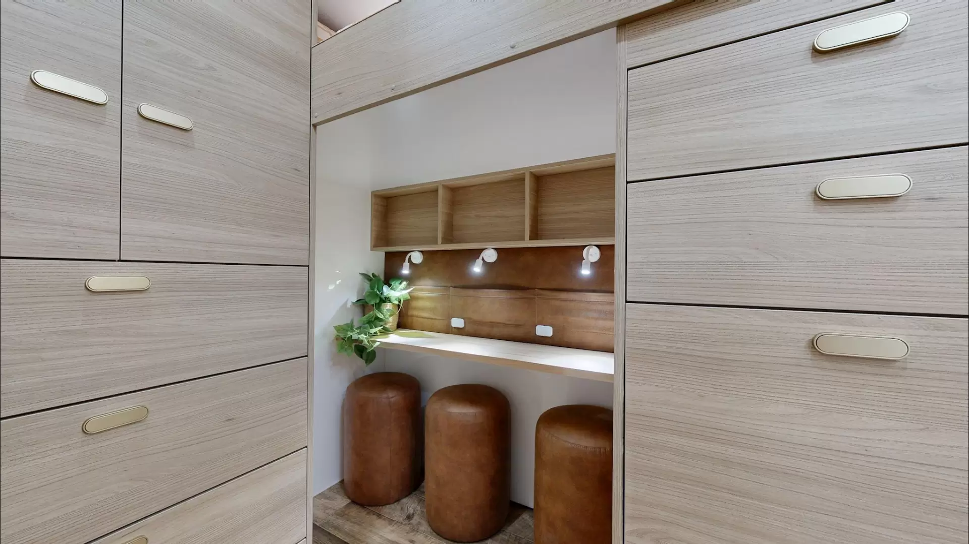 NEW 2026 VACATIONER CARAVANS ROUGH RIDER