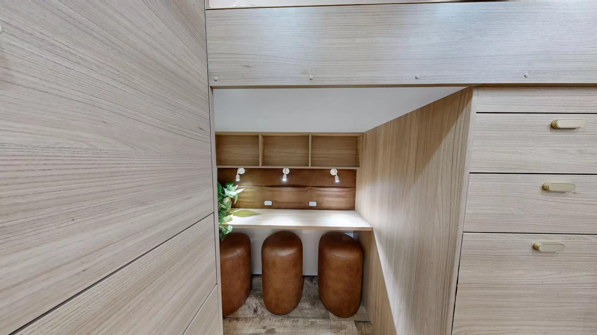 NEW 2026 VACATIONER CARAVANS ROUGH RIDER