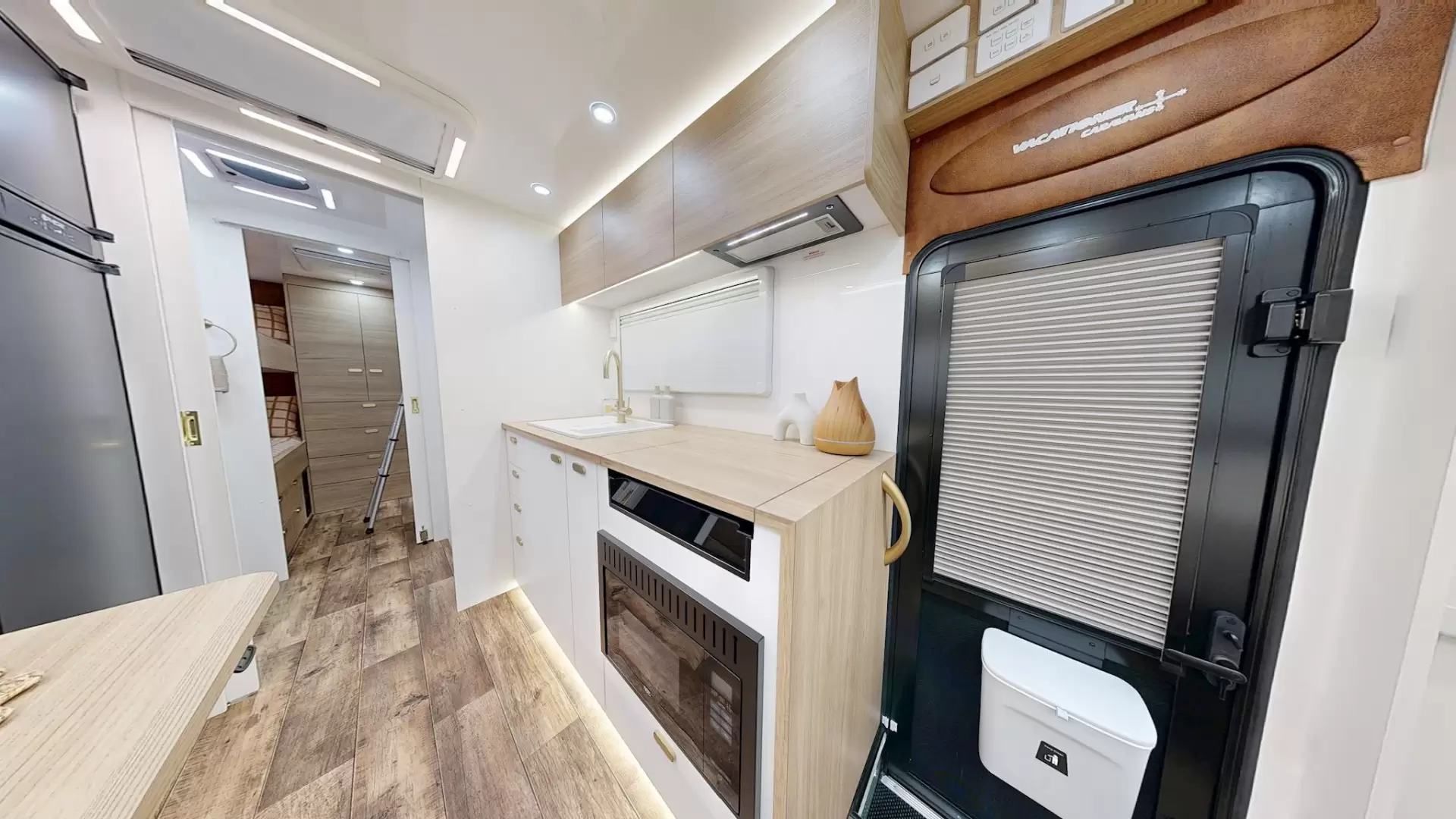 NEW 2026 VACATIONER CARAVANS ROUGH RIDER