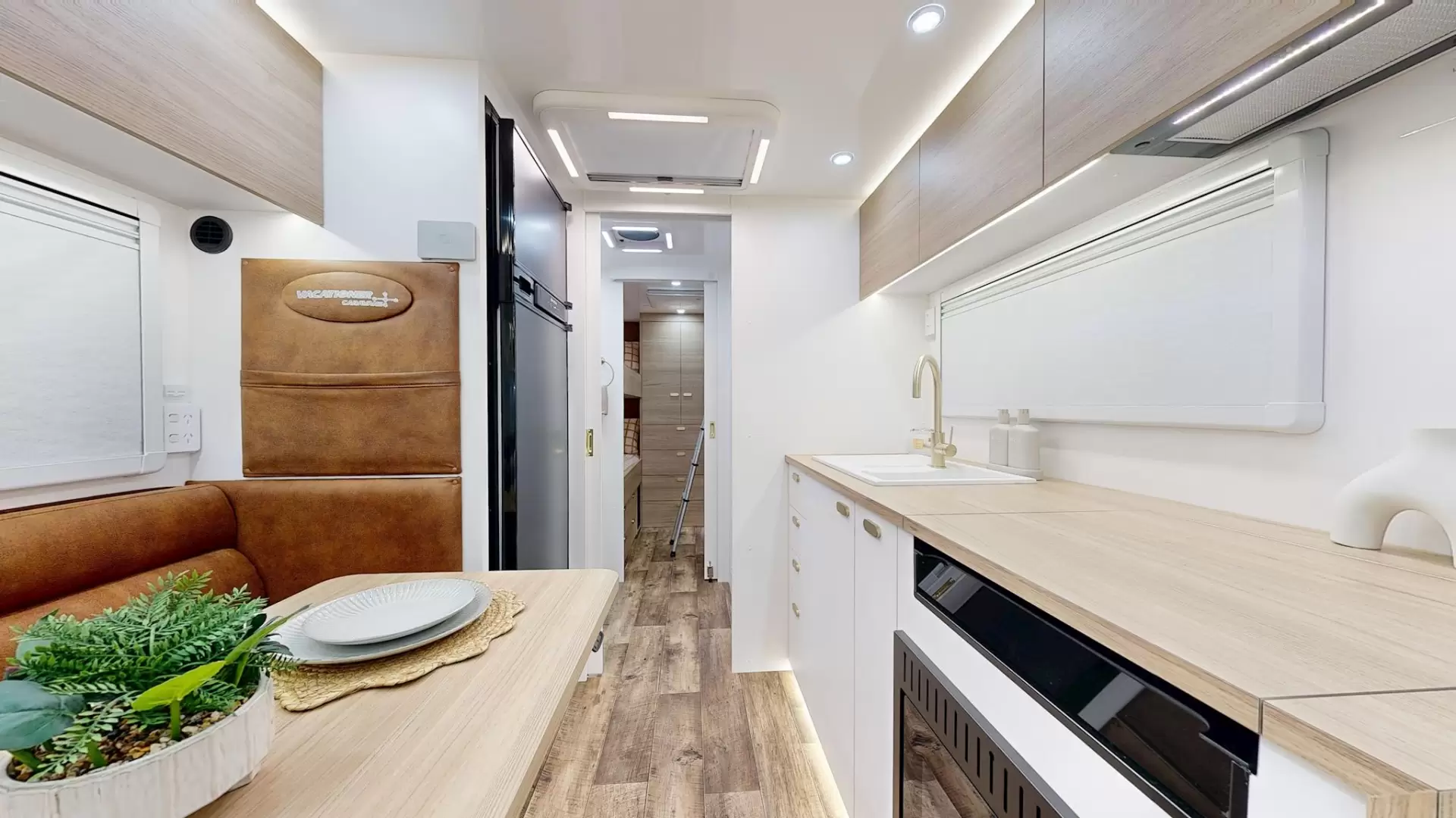 NEW 2026 VACATIONER CARAVANS ROUGH RIDER