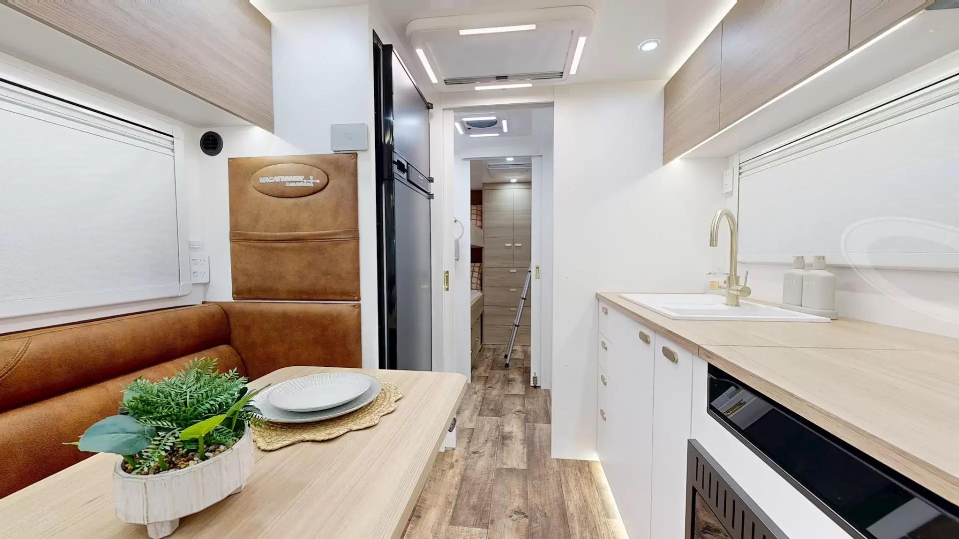 NEW 2026 VACATIONER CARAVANS ROUGH RIDER