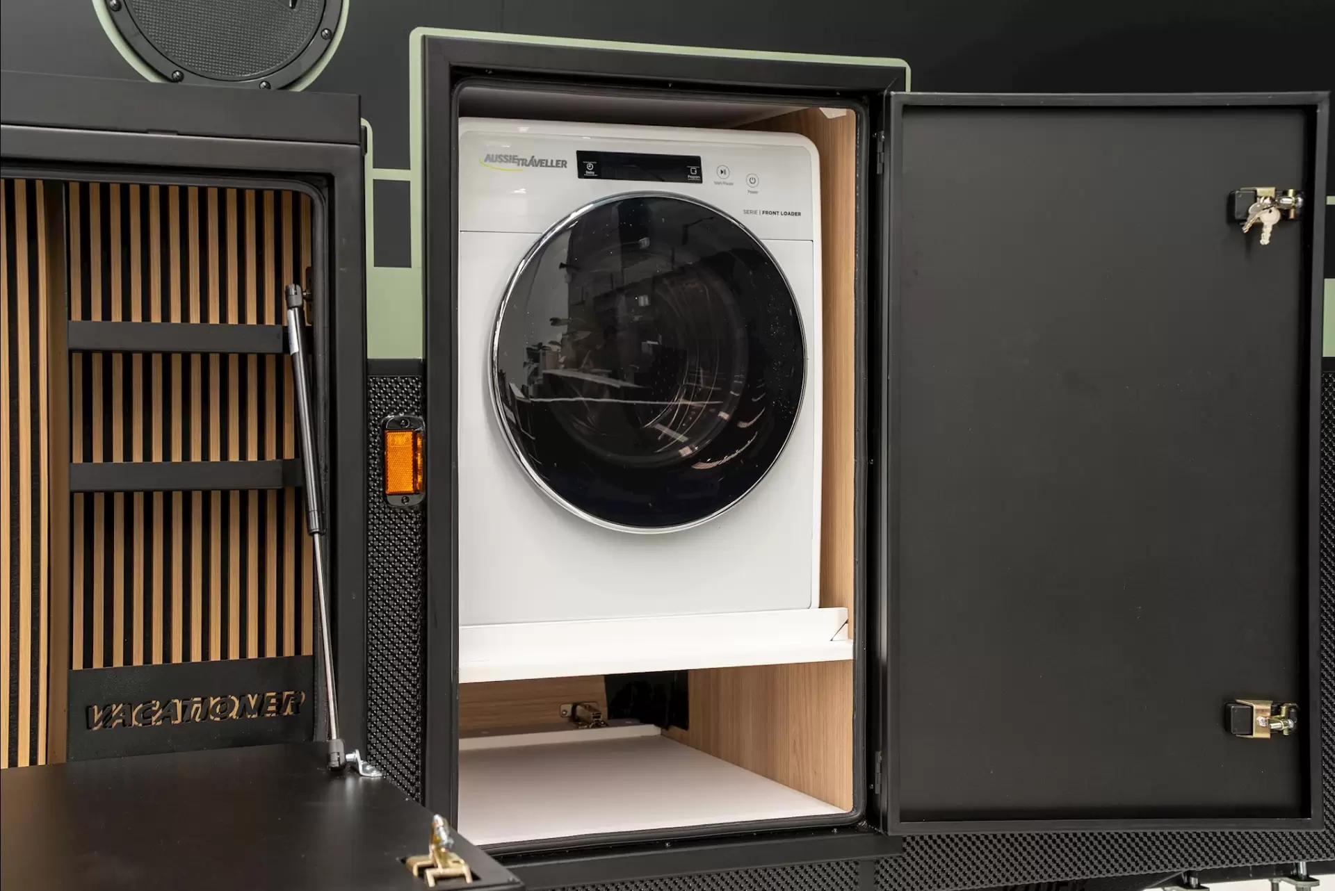 NEW 2026 VACATIONER CARAVANS ROUGH RIDER